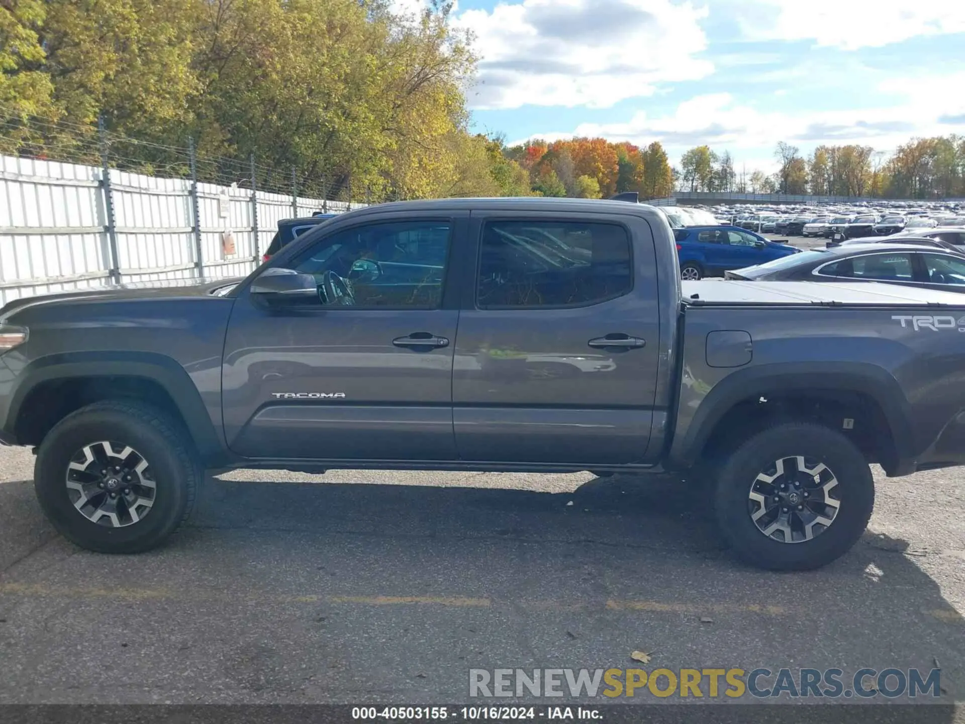 14 Photograph of a damaged car 5TFCZ5AN1MX269390 TOYOTA TACOMA 2021