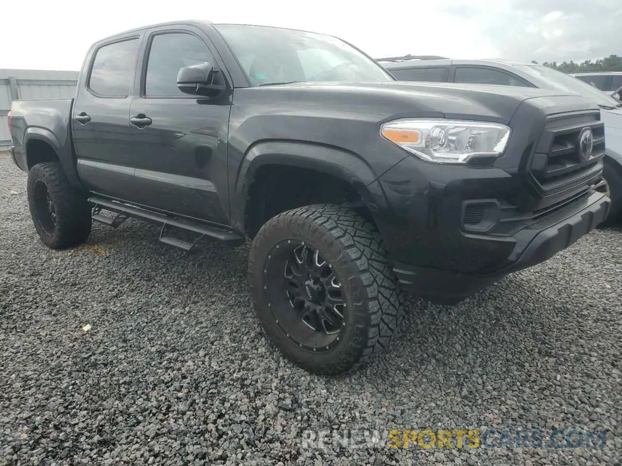 4 Photograph of a damaged car 5TFCZ5AN1MX271186 TOYOTA TACOMA 2021