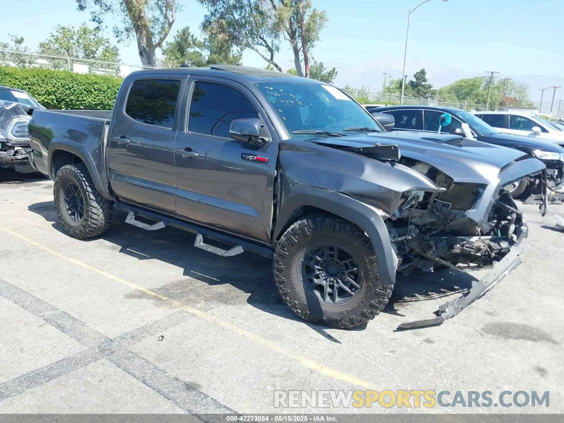 1 Photograph of a damaged car 5TFCZ5AN1MX274315 TOYOTA TACOMA 2021