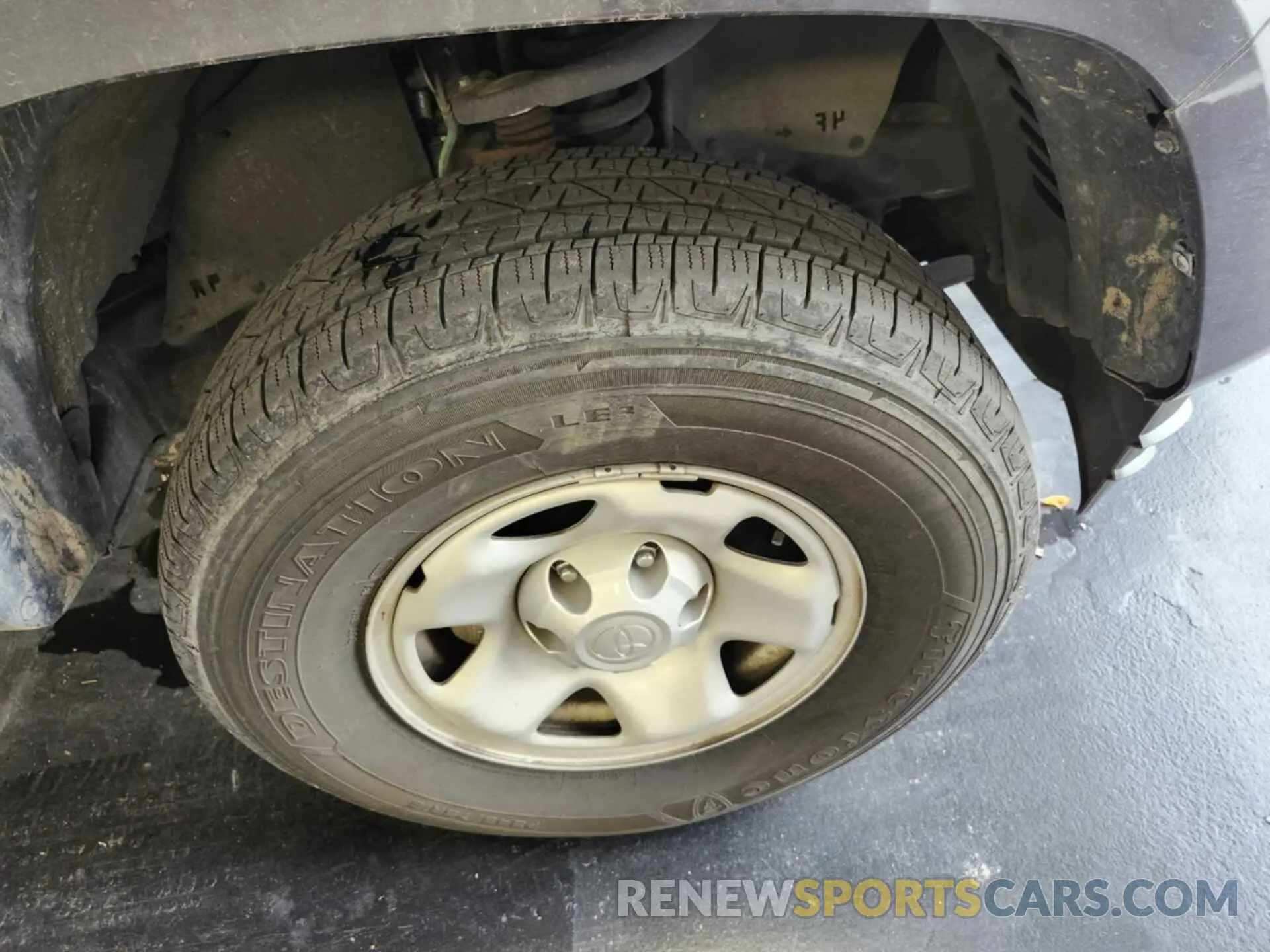 8 Photograph of a damaged car 5TFCZ5AN1MX280518 TOYOTA TACOMA 2021