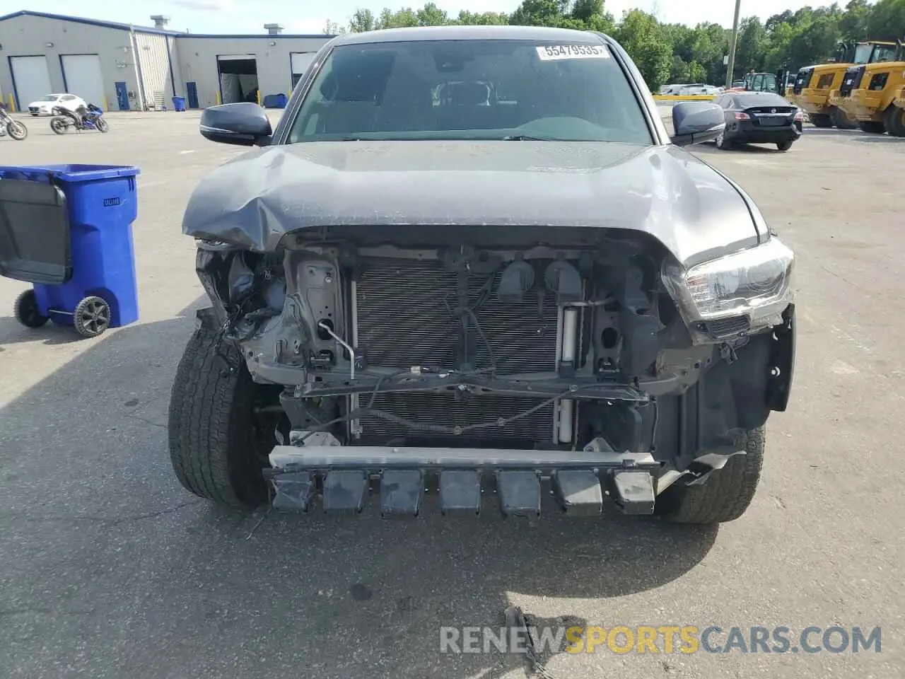 5 Photograph of a damaged car 5TFCZ5AN2MX255160 TOYOTA TACOMA 2021