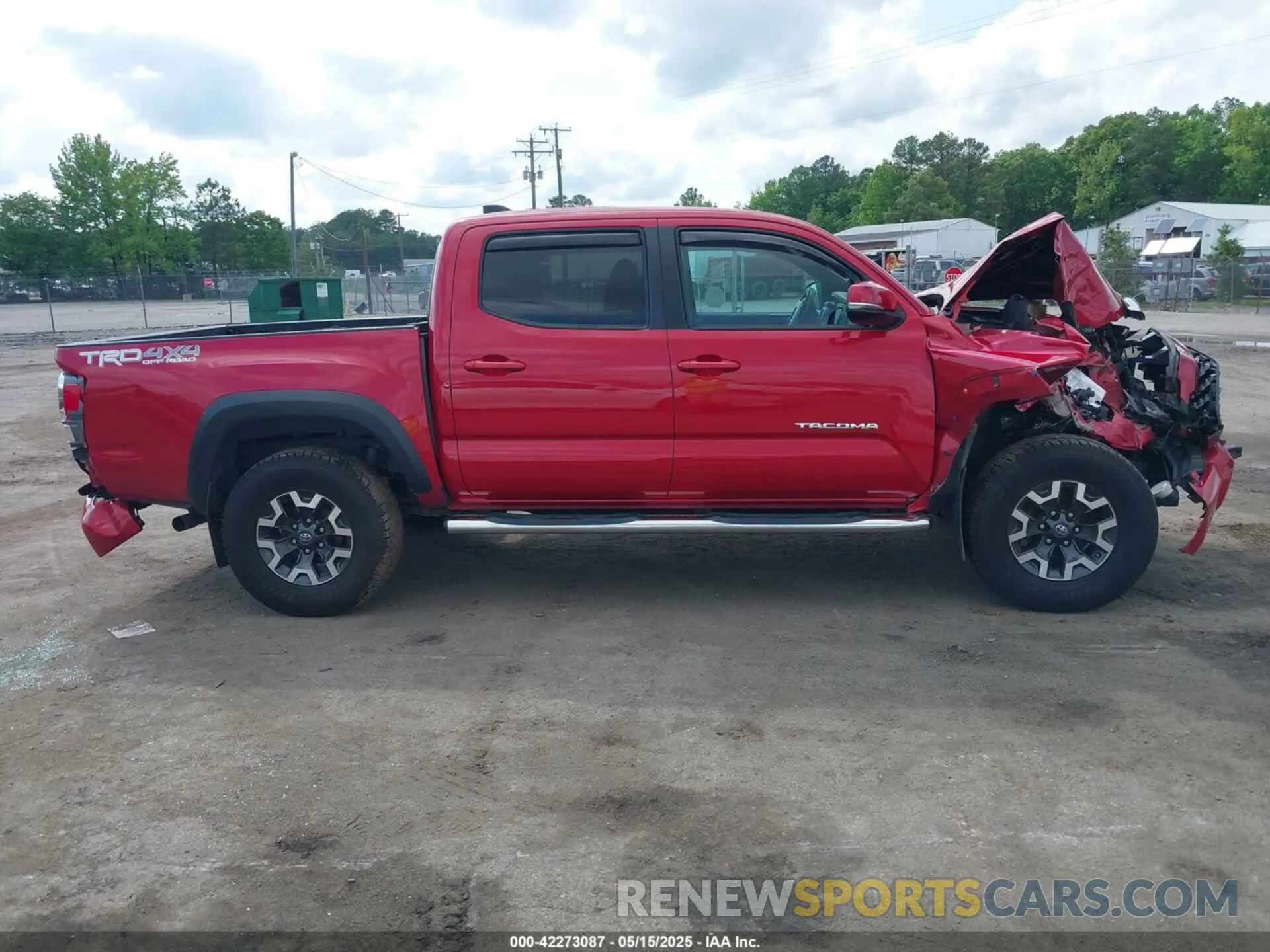 12 Photograph of a damaged car 5TFCZ5AN2MX263159 TOYOTA TACOMA 2021