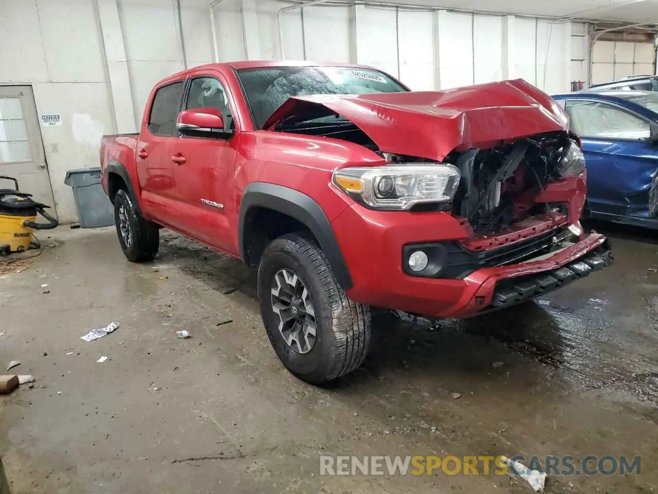 4 Photograph of a damaged car 5TFCZ5AN2MX264148 TOYOTA TACOMA 2021