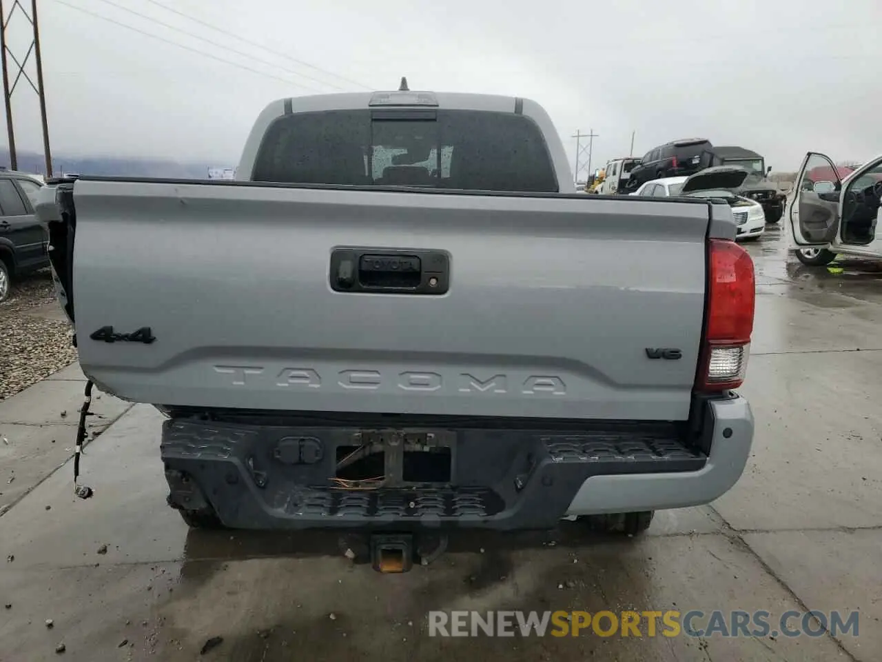 6 Photograph of a damaged car 5TFCZ5AN3MX272842 TOYOTA TACOMA 2021
