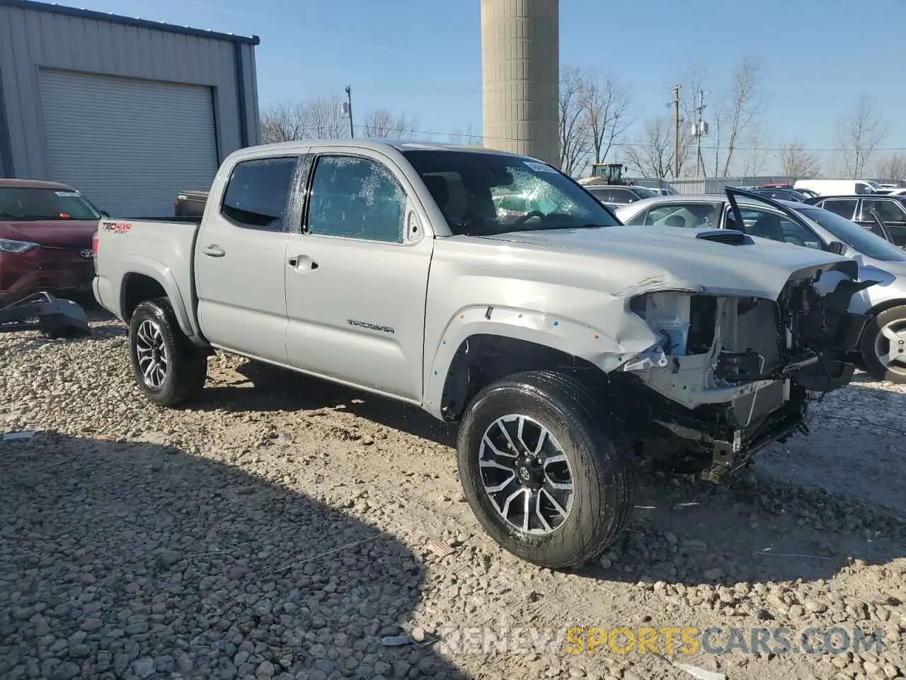 4 Photograph of a damaged car 5TFCZ5AN3MX278284 TOYOTA TACOMA 2021