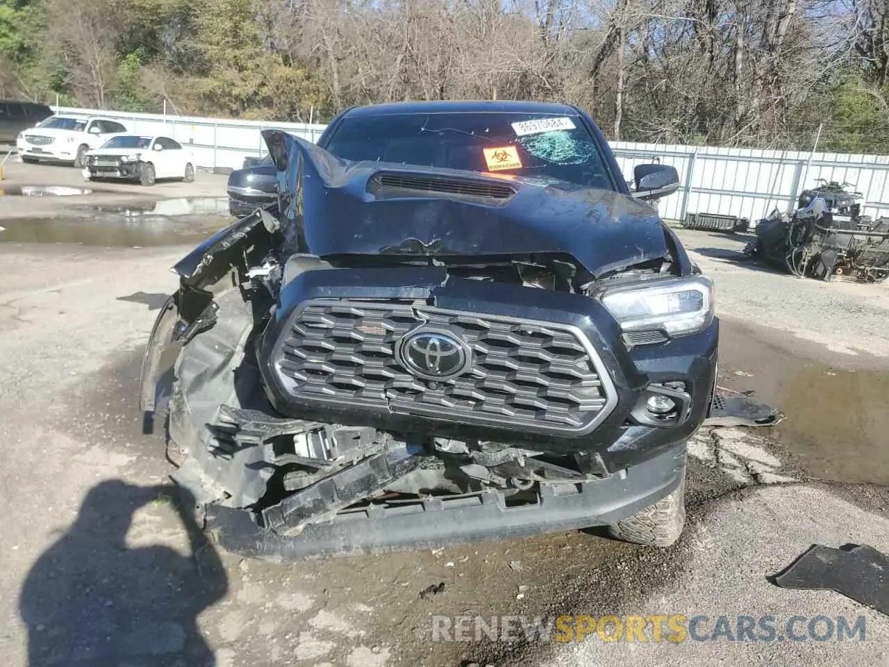 5 Photograph of a damaged car 5TFCZ5AN4MX253880 TOYOTA TACOMA 2021
