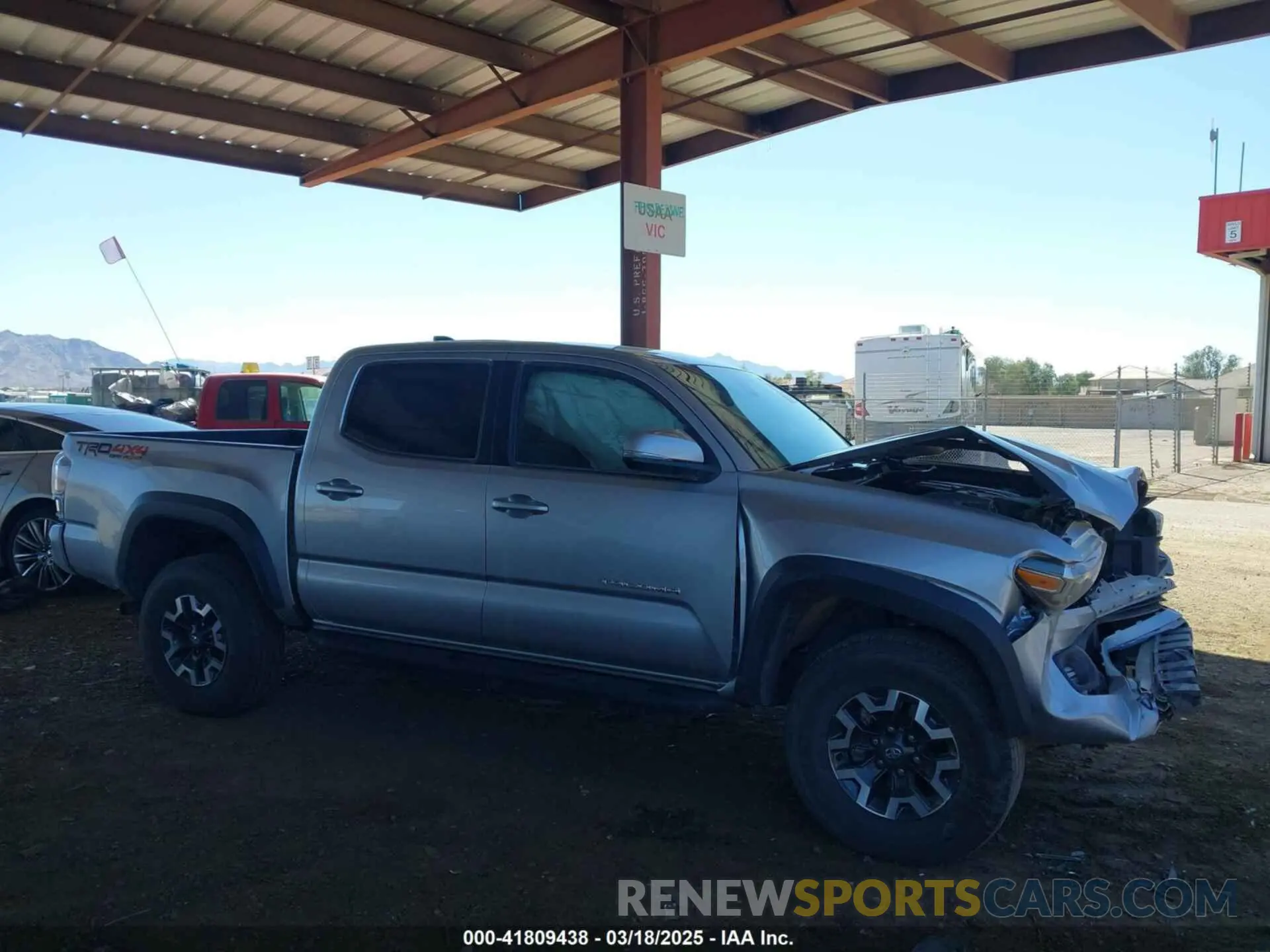 13 Photograph of a damaged car 5TFCZ5AN4MX269187 TOYOTA TACOMA 2021