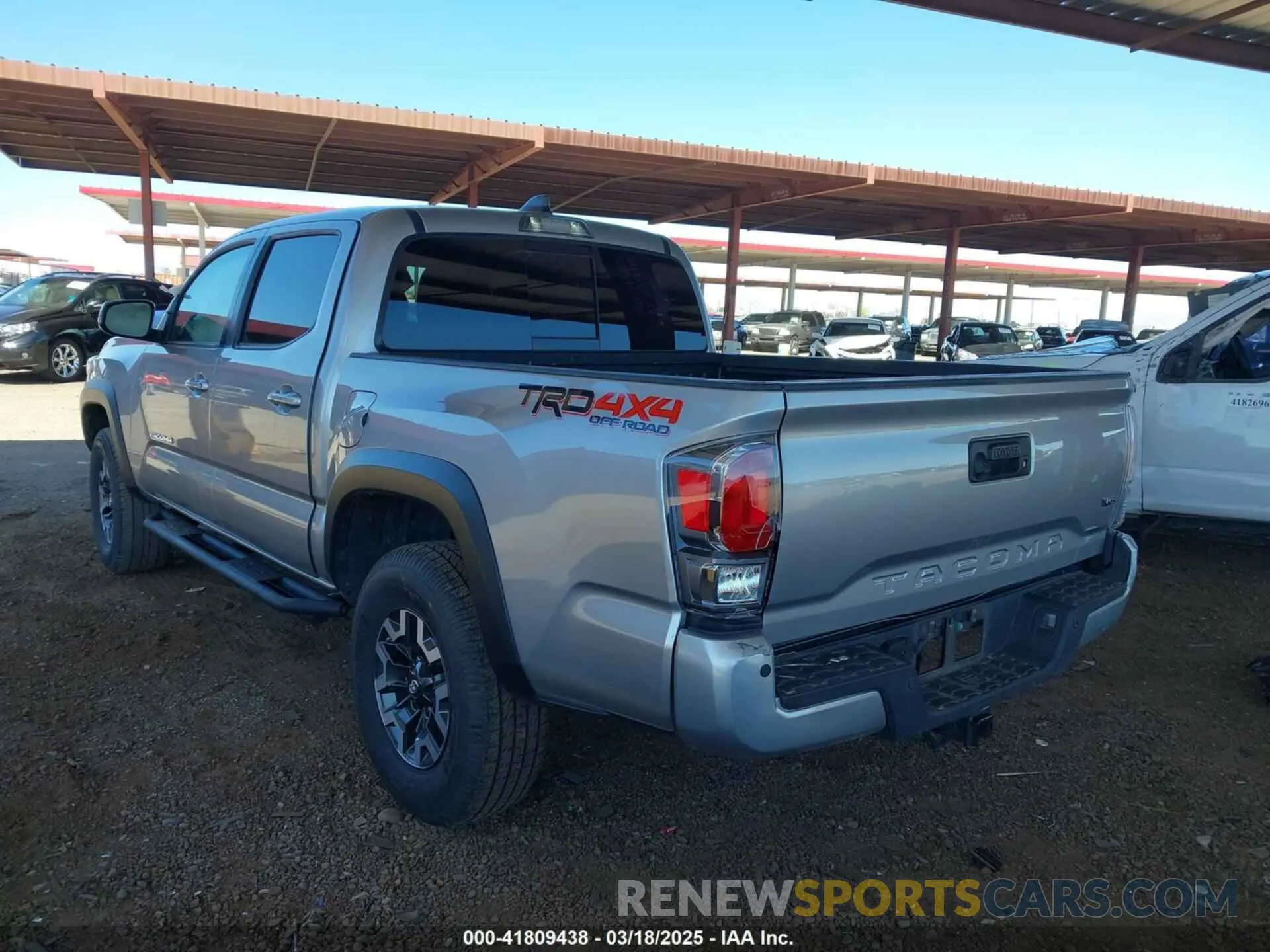 3 Photograph of a damaged car 5TFCZ5AN4MX269187 TOYOTA TACOMA 2021