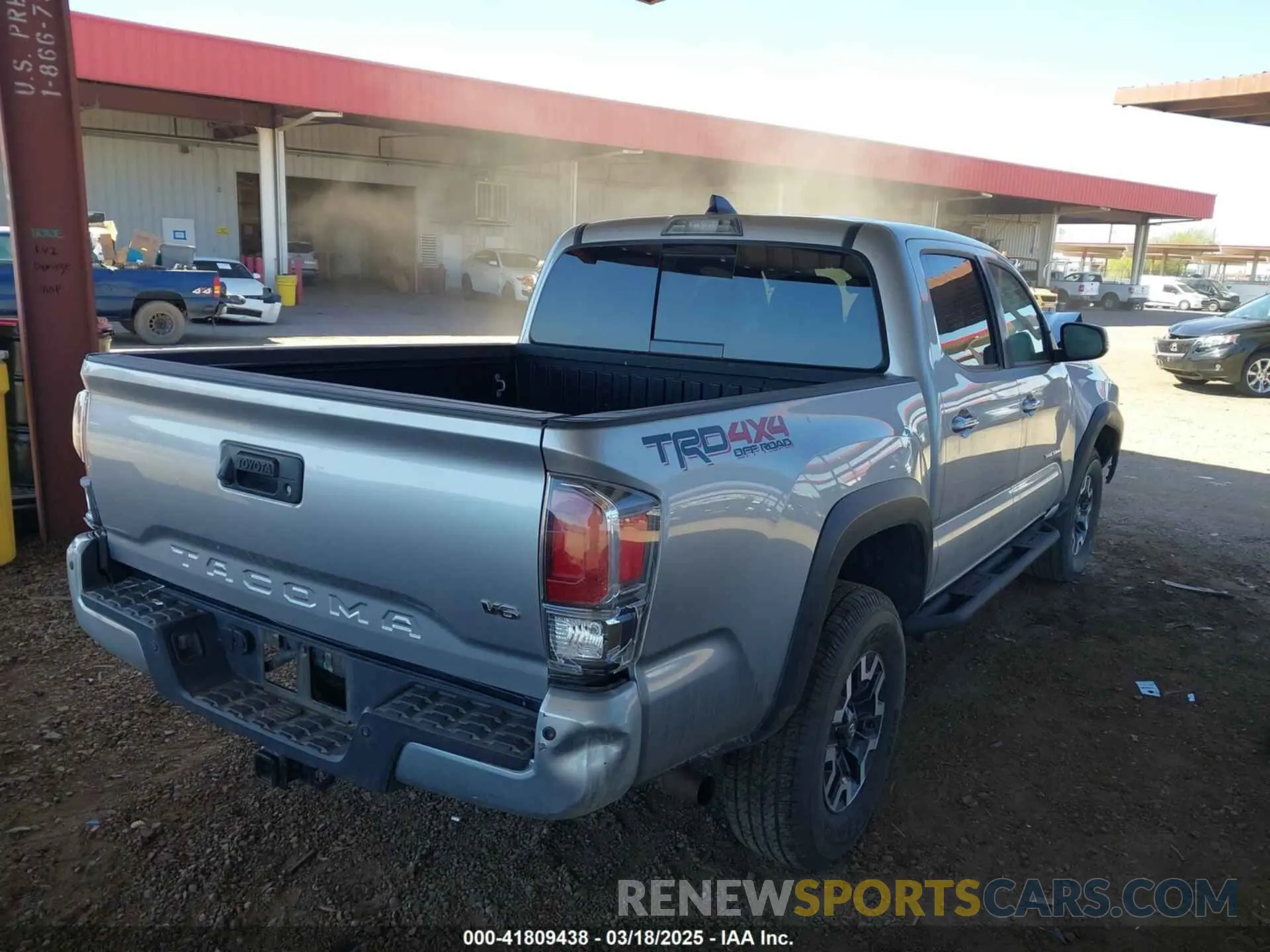 4 Photograph of a damaged car 5TFCZ5AN4MX269187 TOYOTA TACOMA 2021