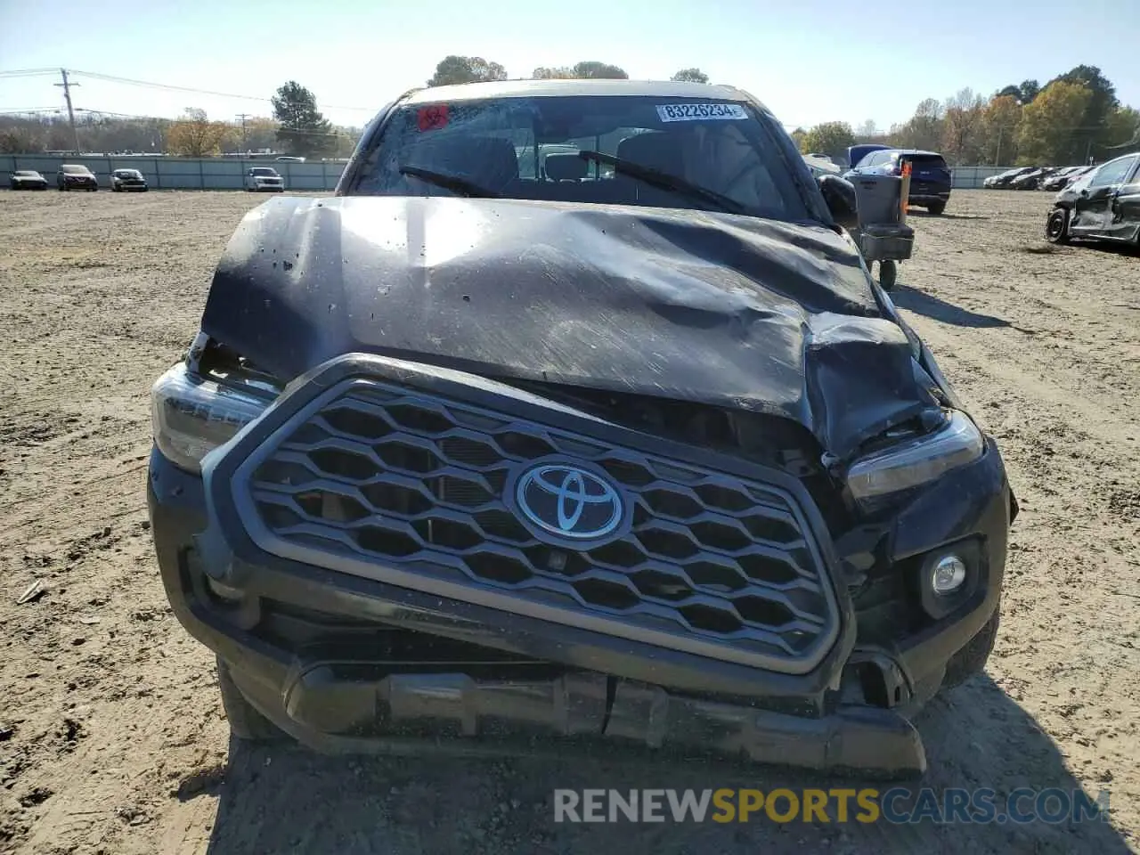 5 Photograph of a damaged car 5TFCZ5AN4MX272087 TOYOTA TACOMA 2021