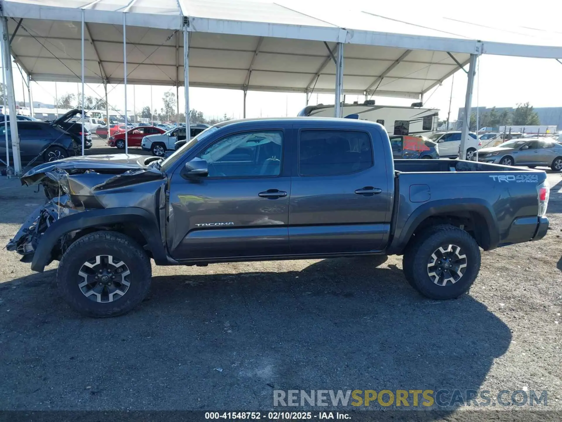 14 Photograph of a damaged car 5TFCZ5AN5MX258747 TOYOTA TACOMA 2021
