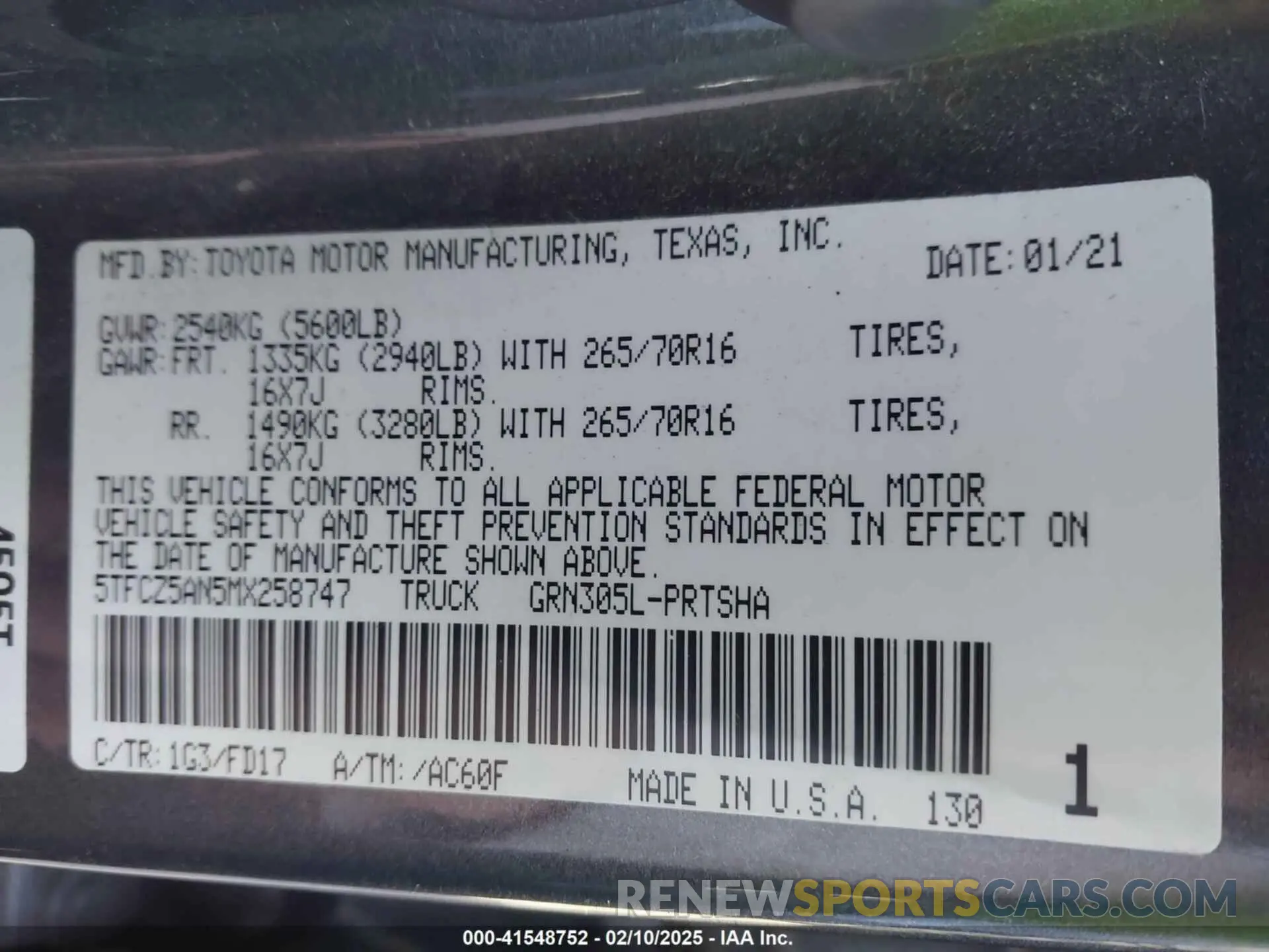 9 Photograph of a damaged car 5TFCZ5AN5MX258747 TOYOTA TACOMA 2021