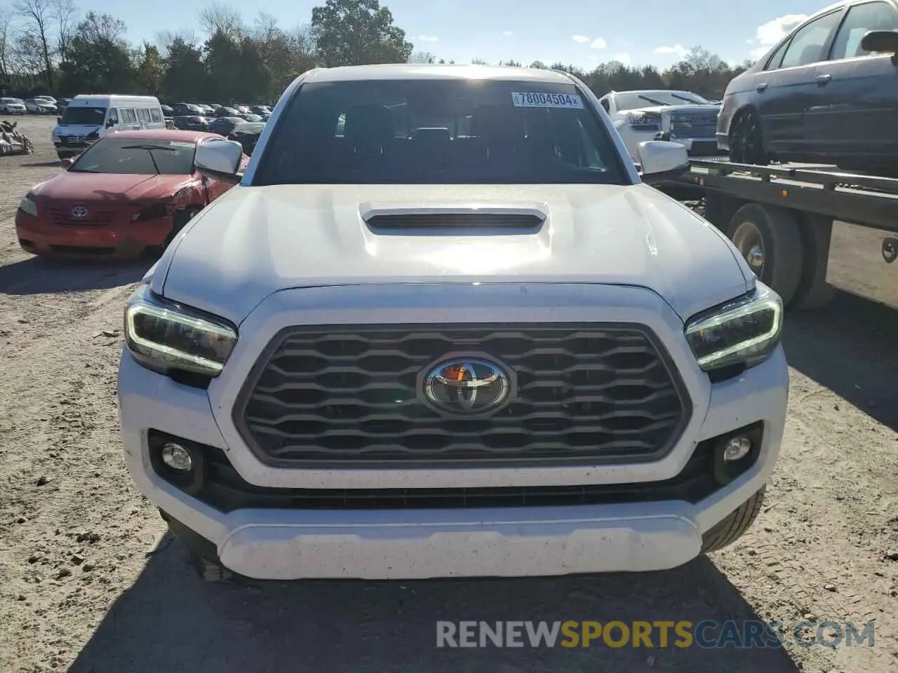 5 Photograph of a damaged car 5TFCZ5AN5MX261552 TOYOTA TACOMA 2021