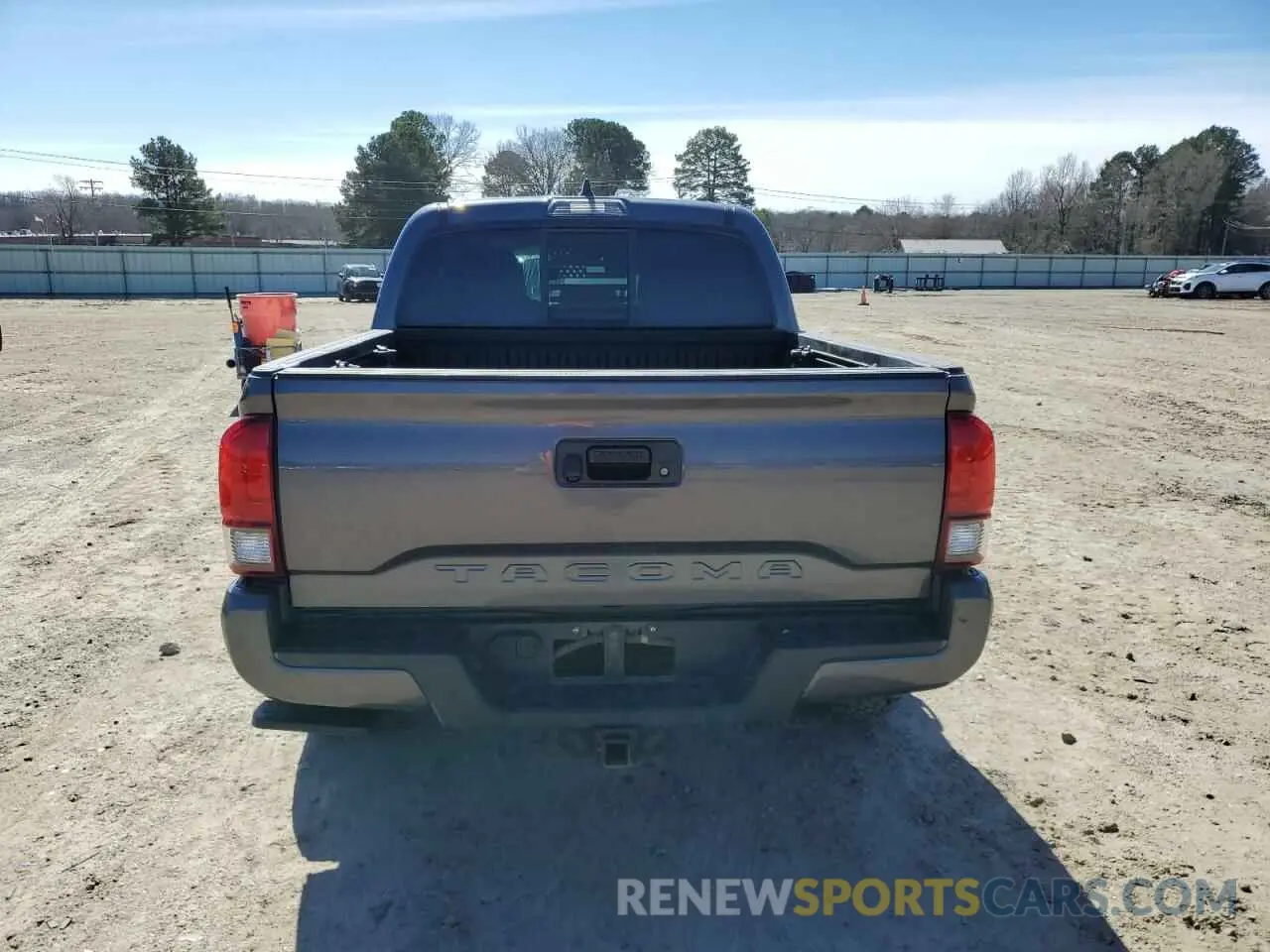 6 Photograph of a damaged car 5TFCZ5AN6MX252195 TOYOTA TACOMA 2021