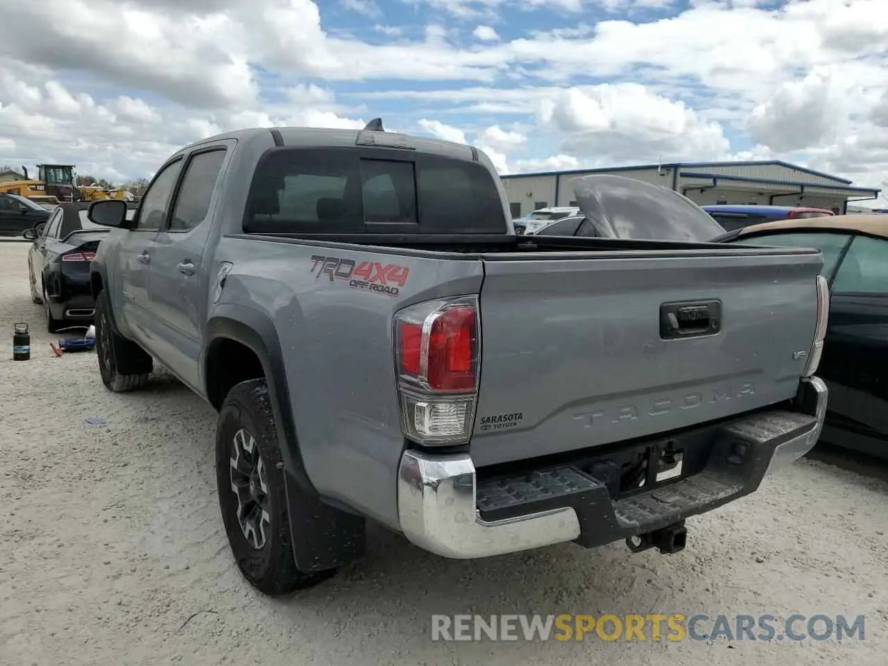 3 Photograph of a damaged car 5TFCZ5AN6MX255923 TOYOTA TACOMA 2021