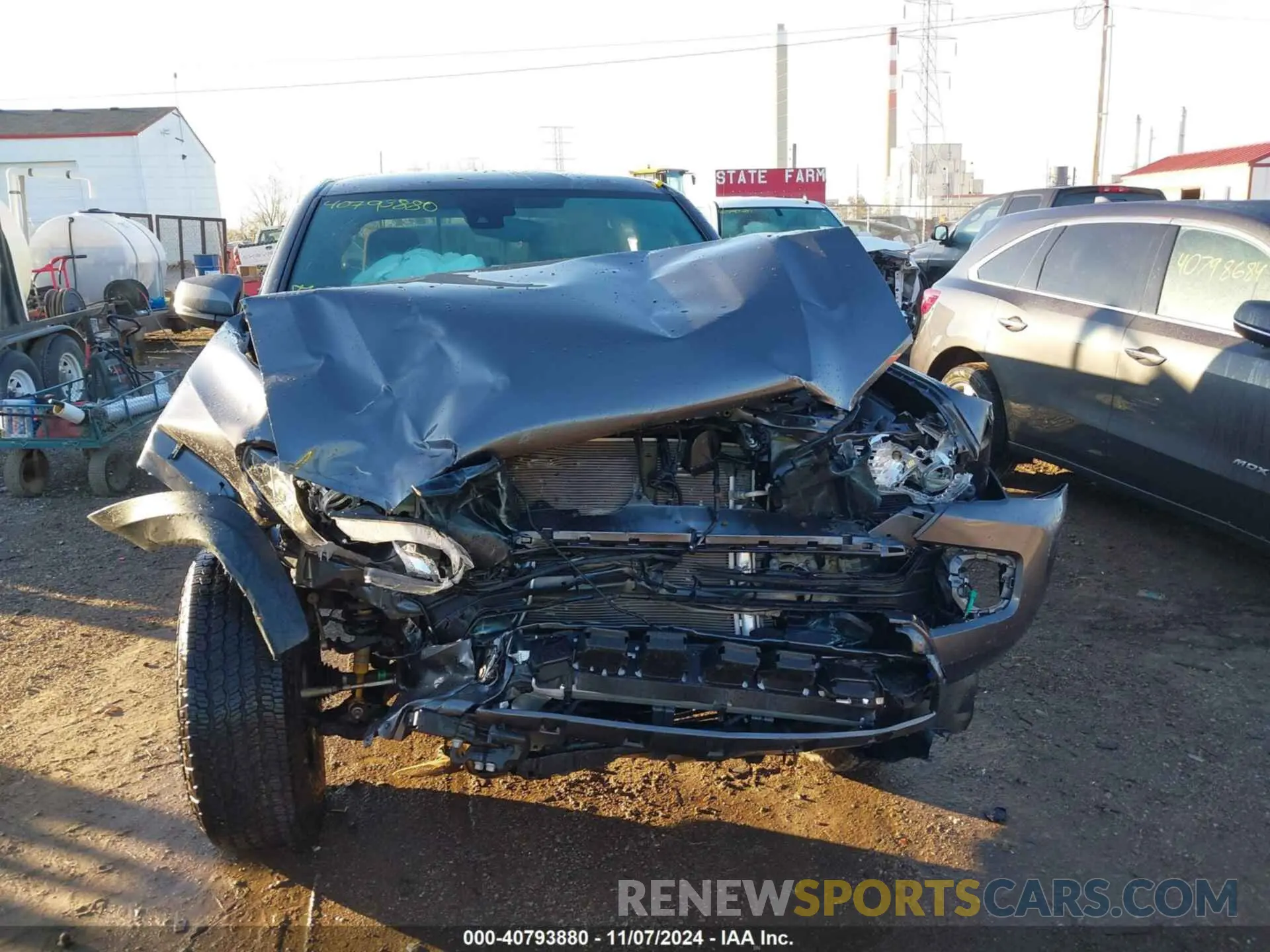 12 Photograph of a damaged car 5TFCZ5AN6MX256280 TOYOTA TACOMA 2021