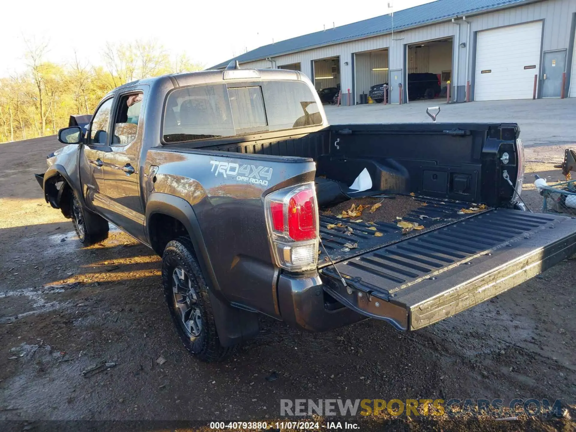 3 Photograph of a damaged car 5TFCZ5AN6MX256280 TOYOTA TACOMA 2021
