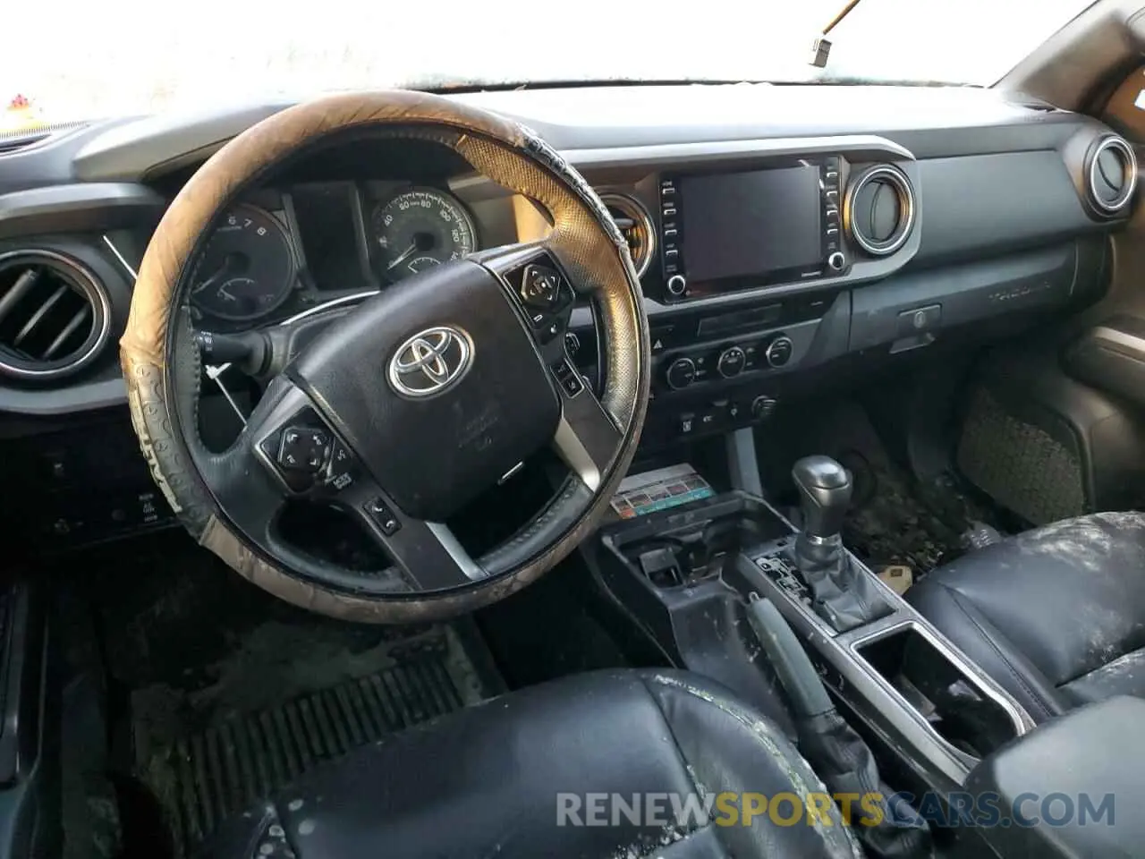 8 Photograph of a damaged car 5TFCZ5AN7MX263075 TOYOTA TACOMA 2021