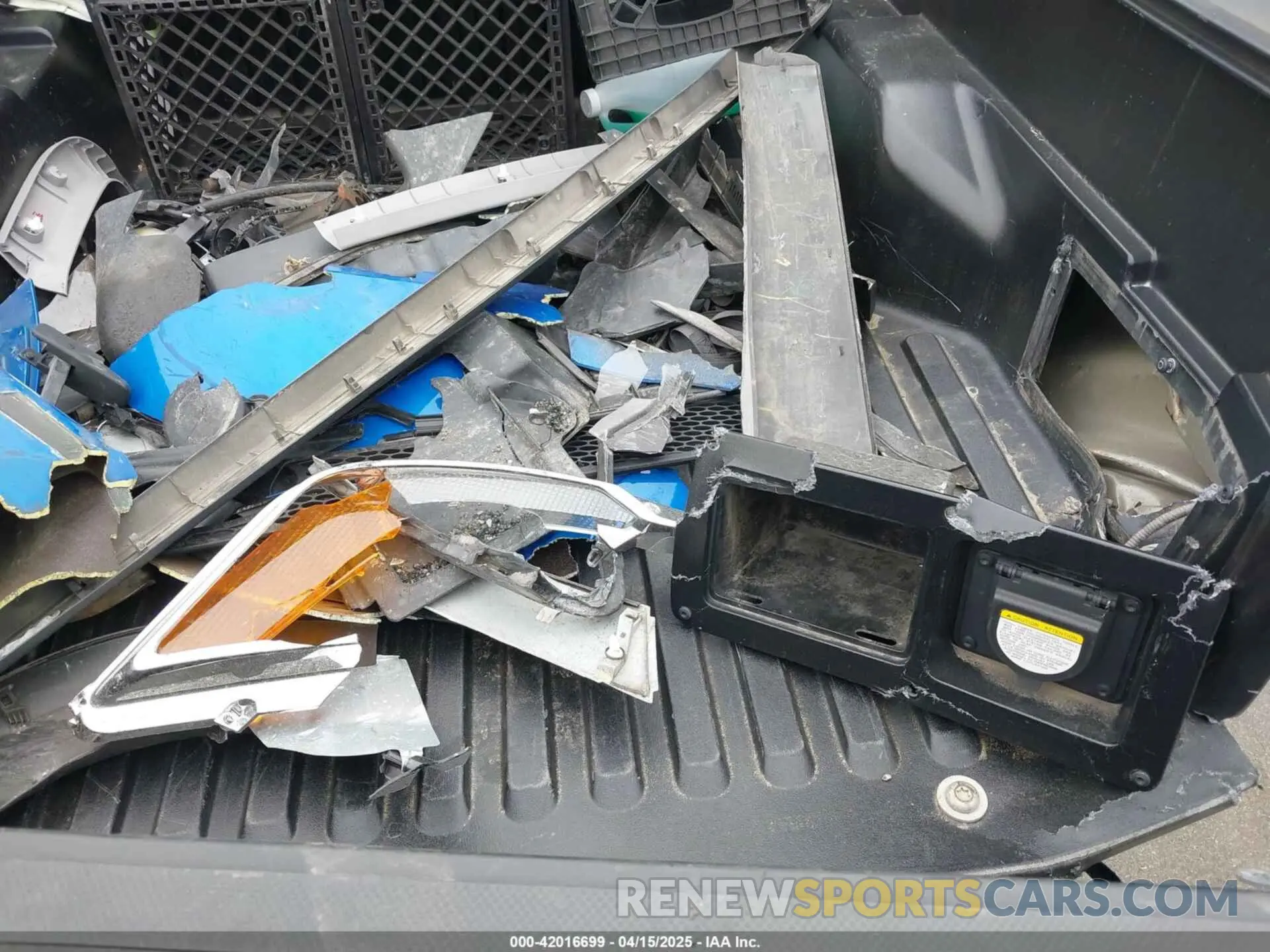 12 Photograph of a damaged car 5TFCZ5AN7MX268521 TOYOTA TACOMA 2021