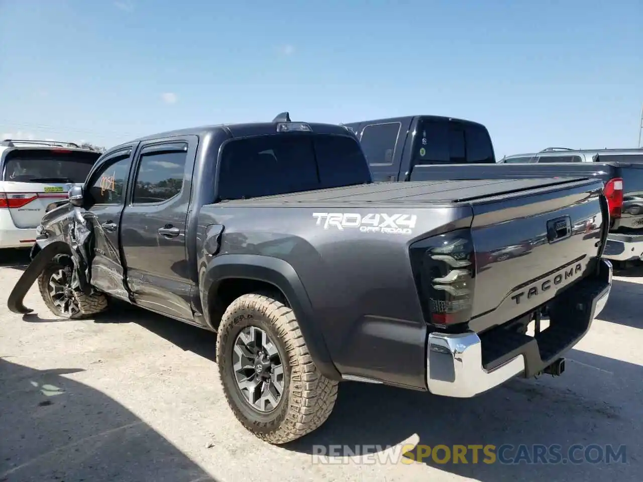 3 Photograph of a damaged car 5TFCZ5AN7MX272665 TOYOTA TACOMA 2021