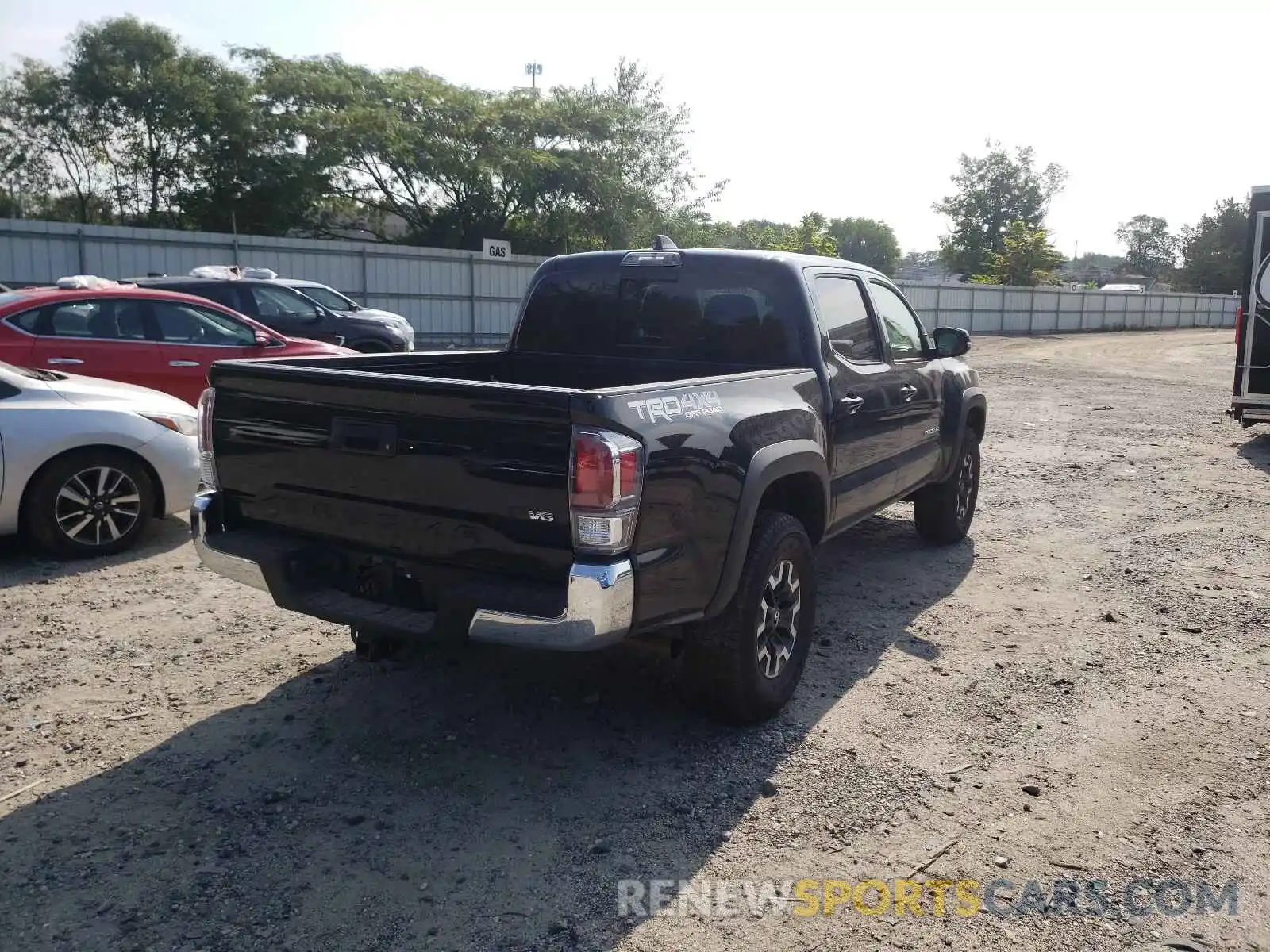 4 Photograph of a damaged car 5TFCZ5AN7MX273184 TOYOTA TACOMA 2021