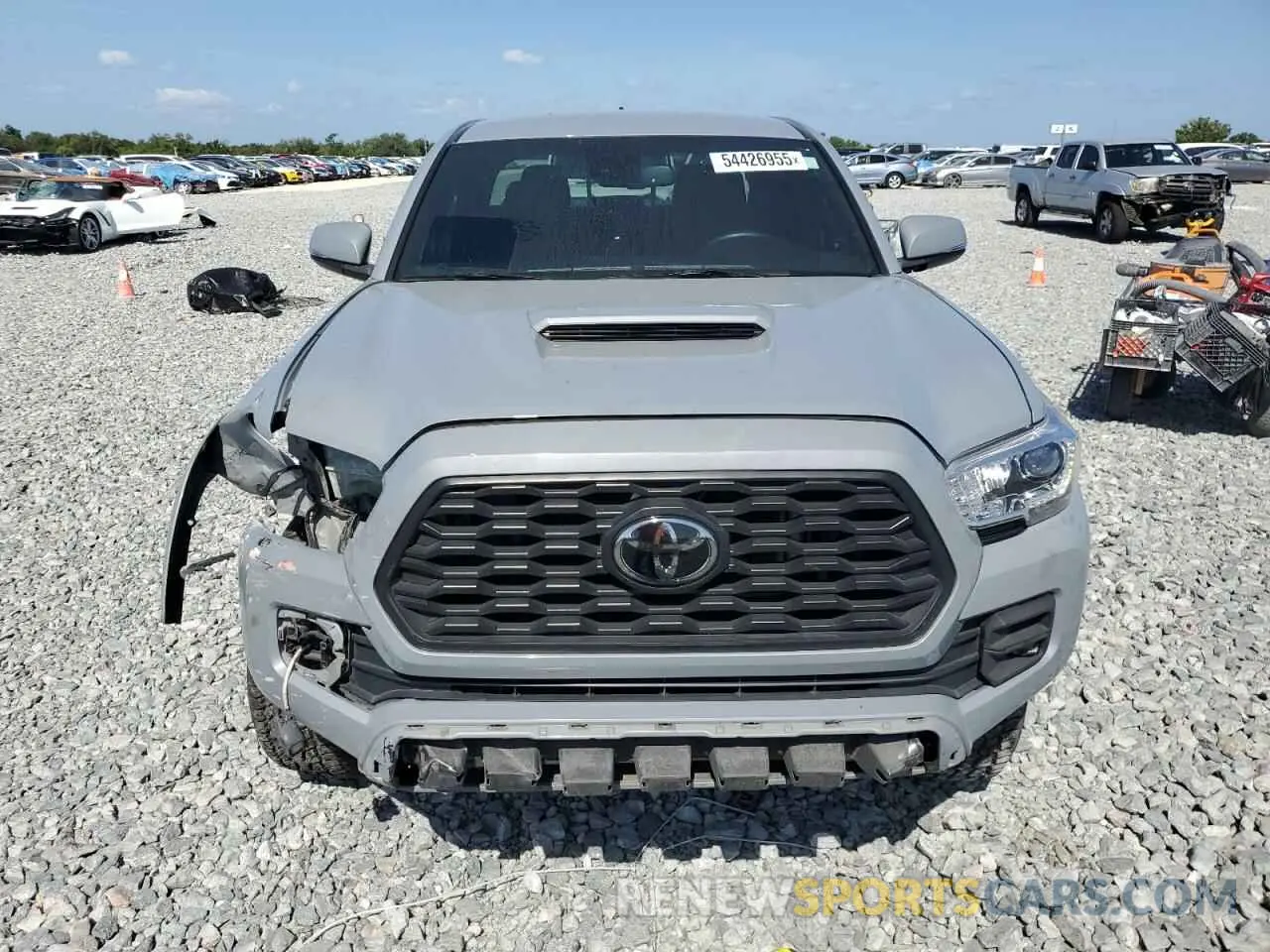 5 Photograph of a damaged car 5TFCZ5AN7MX276991 TOYOTA TACOMA 2021