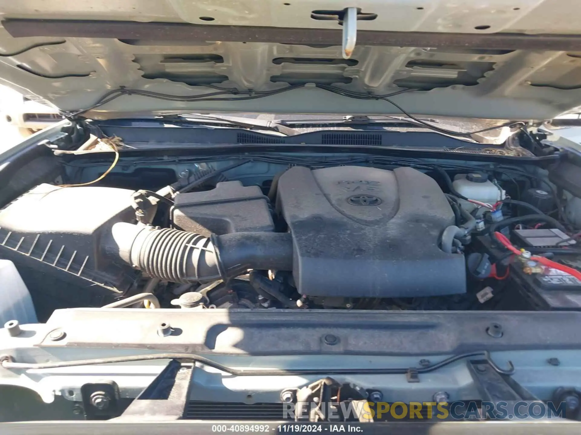 10 Photograph of a damaged car 5TFCZ5AN8MX248875 TOYOTA TACOMA 2021