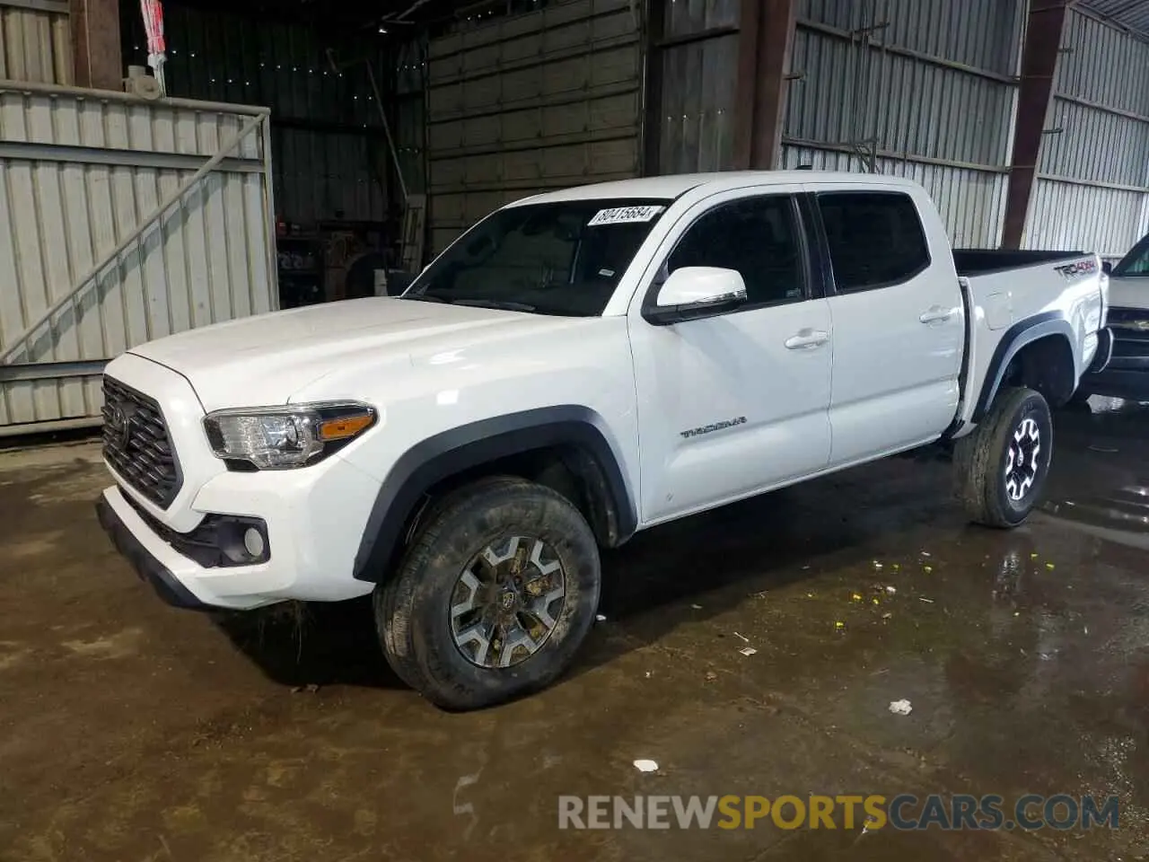 1 Photograph of a damaged car 5TFCZ5AN8MX260072 TOYOTA TACOMA 2021