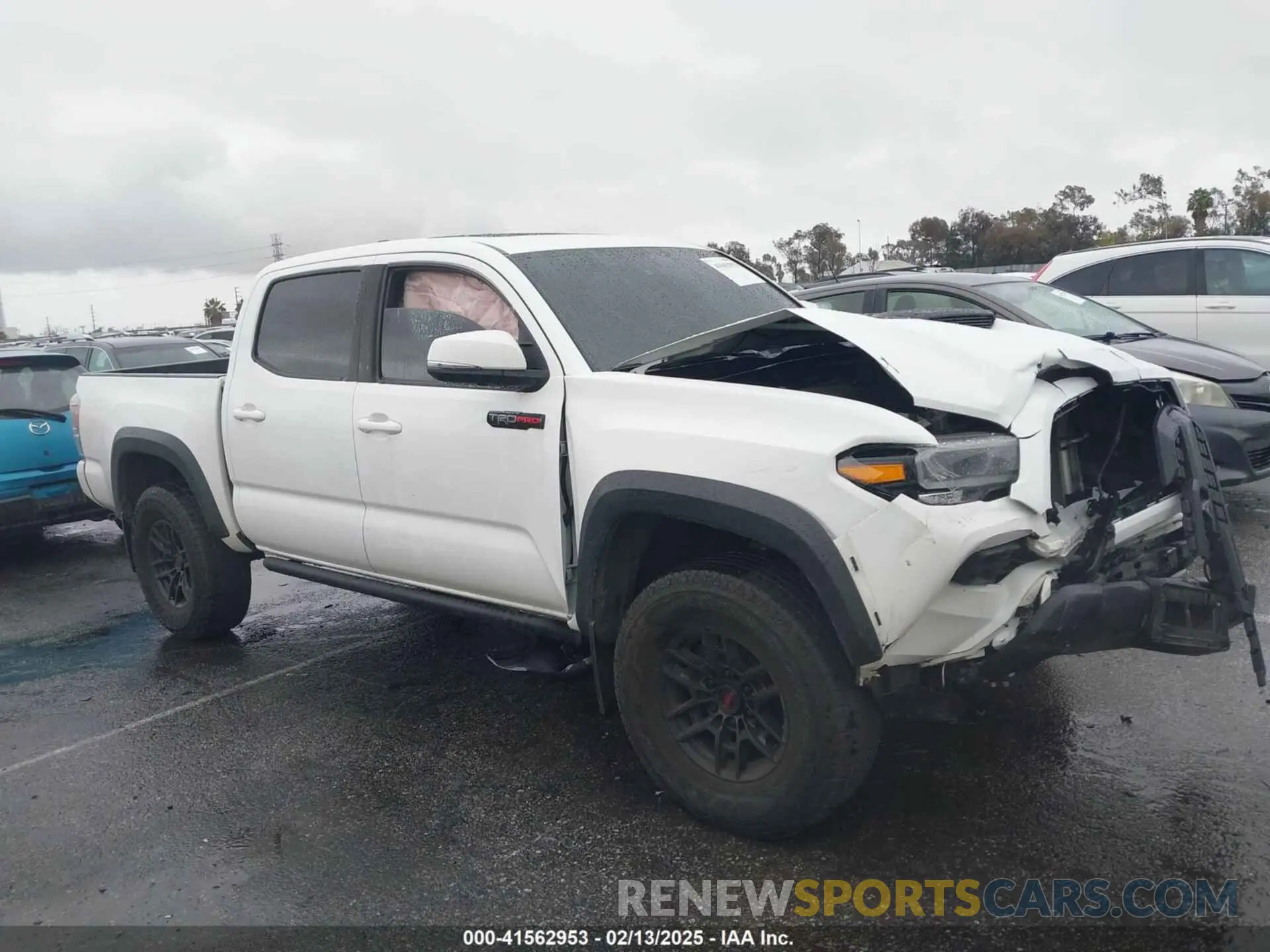 13 Photograph of a damaged car 5TFCZ5AN8MX260458 TOYOTA TACOMA 2021