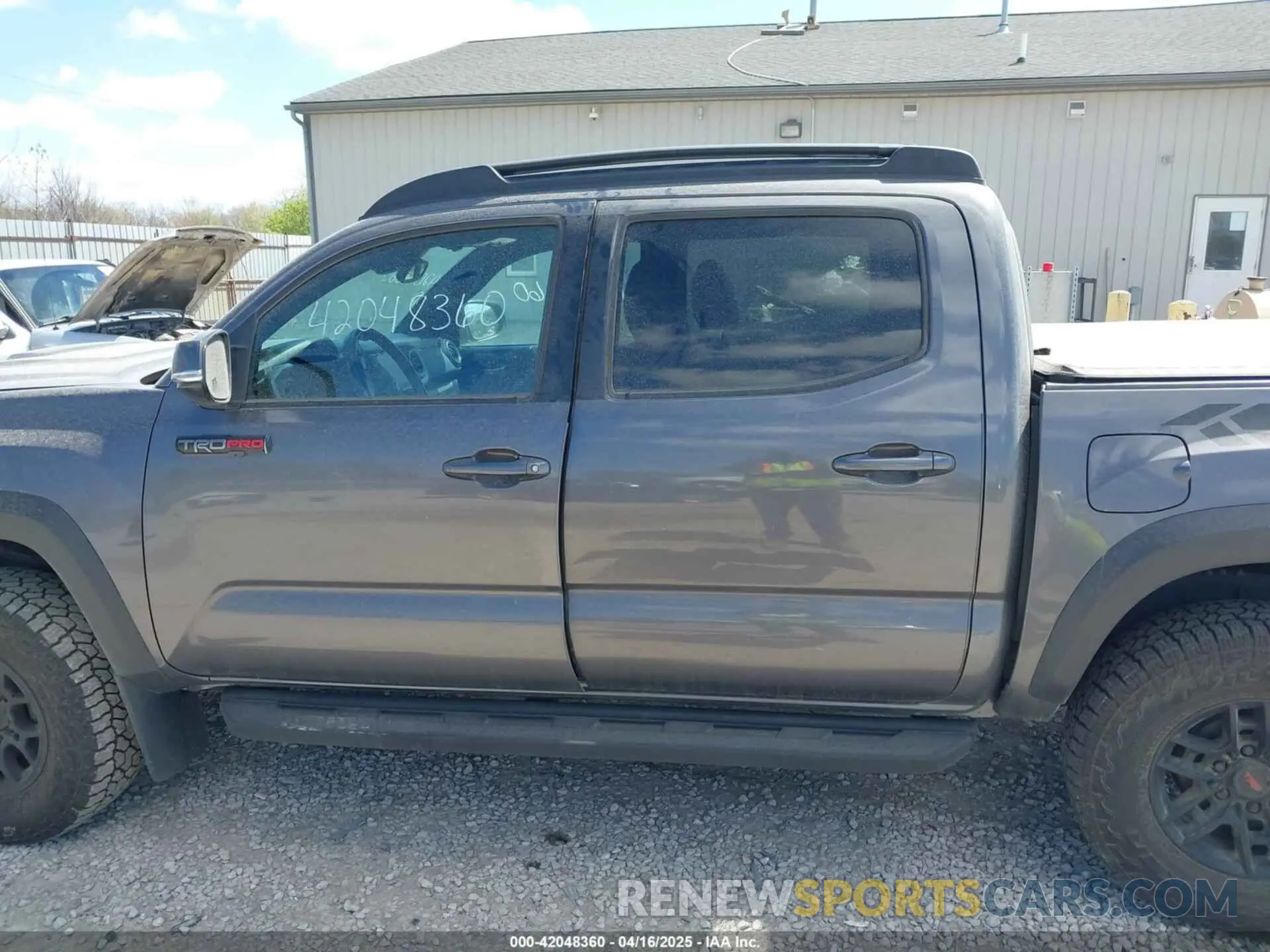 14 Photograph of a damaged car 5TFCZ5AN8MX266972 TOYOTA TACOMA 2021