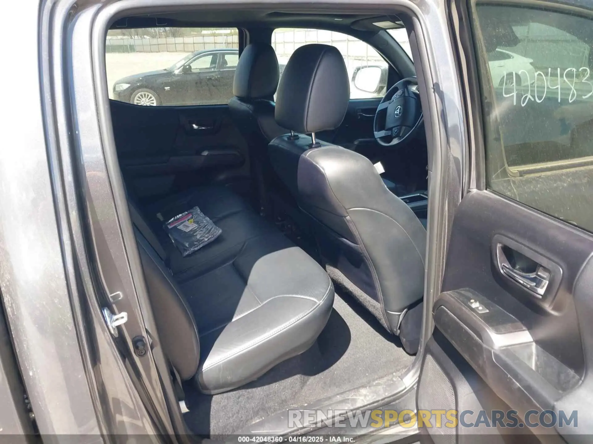 8 Photograph of a damaged car 5TFCZ5AN8MX266972 TOYOTA TACOMA 2021