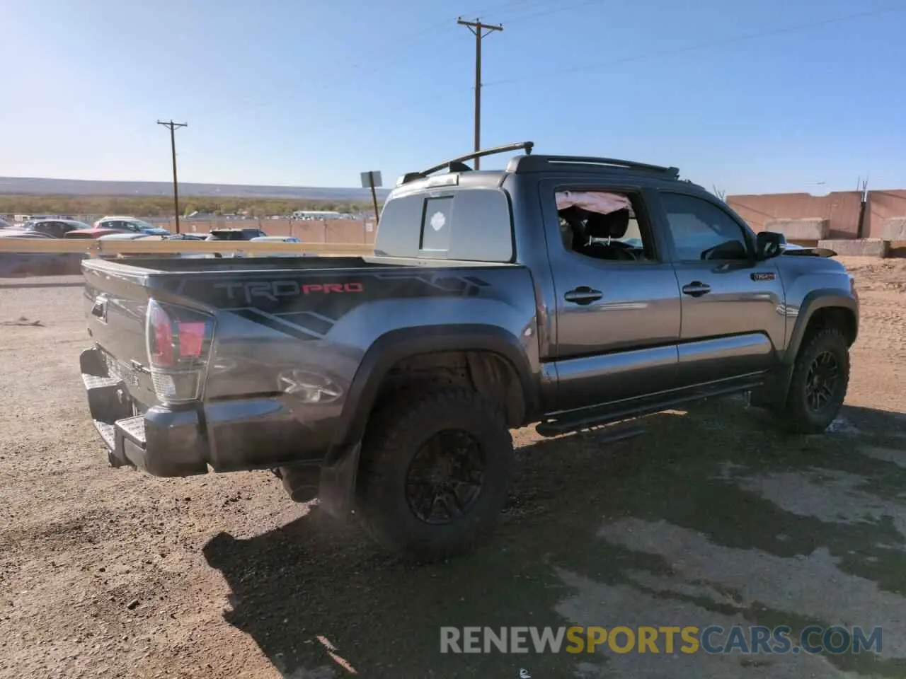 3 Photograph of a damaged car 5TFCZ5AN8MX268415 TOYOTA TACOMA 2021