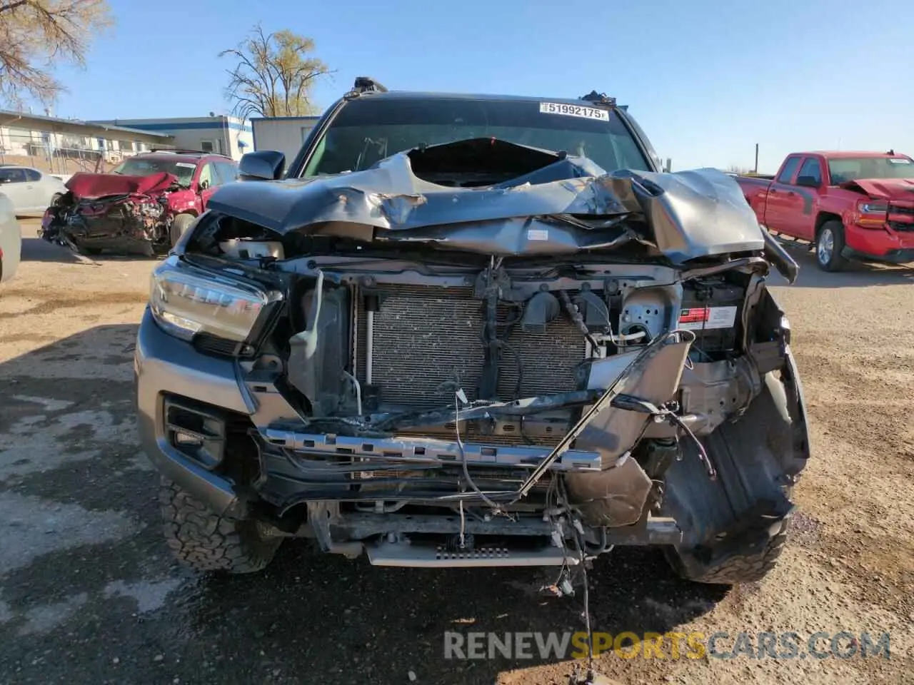 5 Photograph of a damaged car 5TFCZ5AN8MX268415 TOYOTA TACOMA 2021