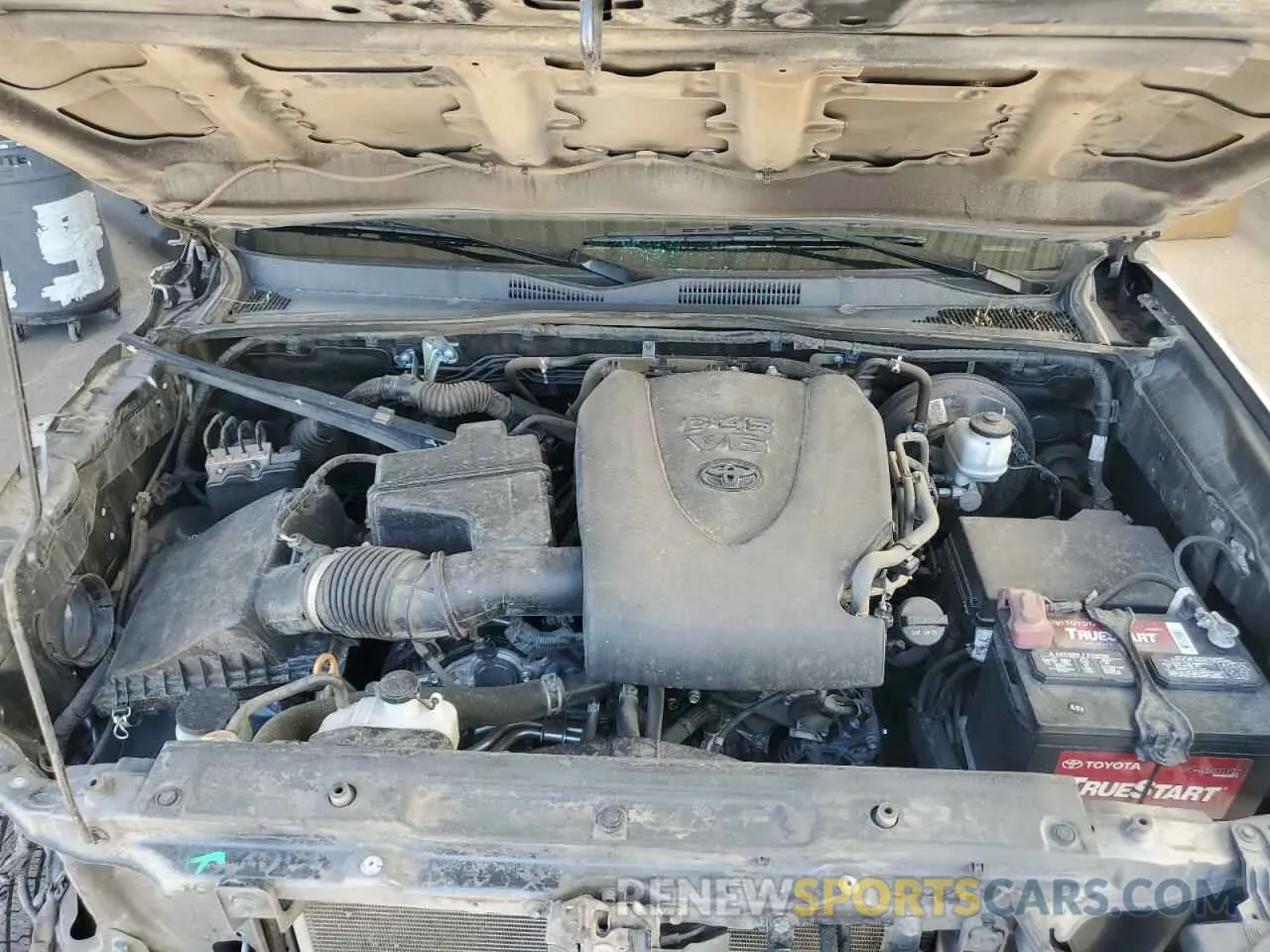 11 Photograph of a damaged car 5TFCZ5AN9MX257973 TOYOTA TACOMA 2021