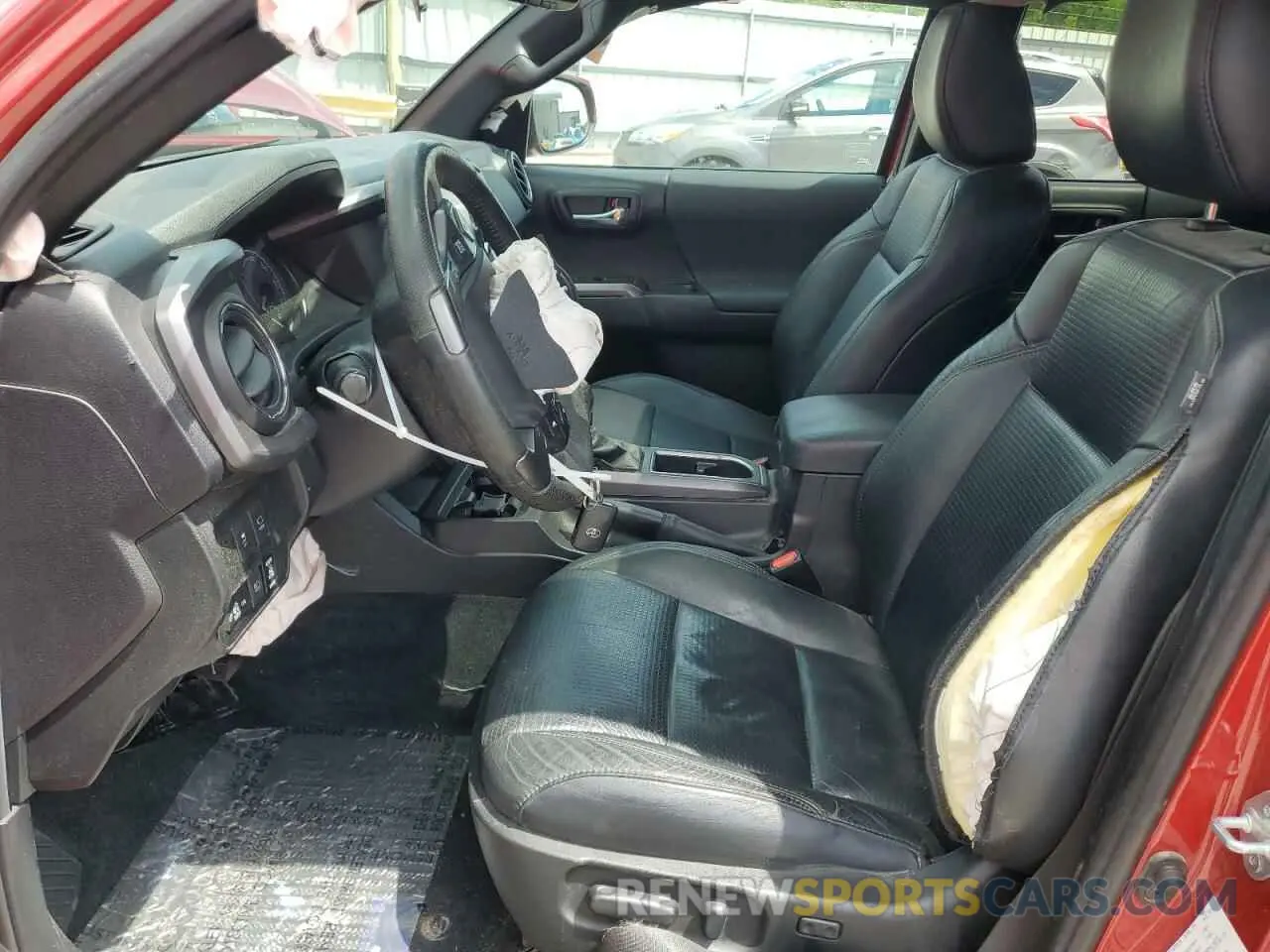 7 Photograph of a damaged car 5TFCZ5AN9MX282890 TOYOTA TACOMA 2021