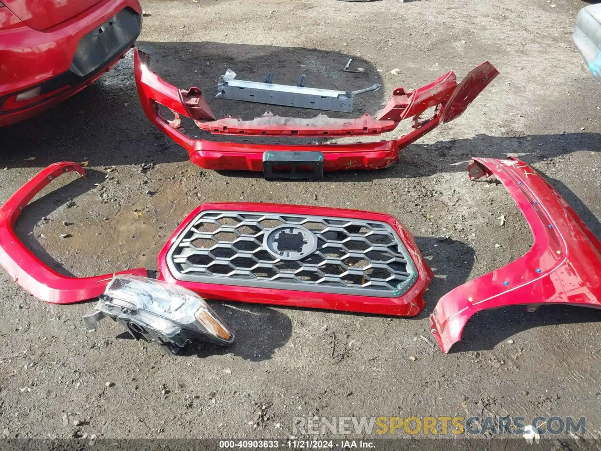 12 Photograph of a damaged car 5TFCZ5ANXMX250742 TOYOTA TACOMA 2021