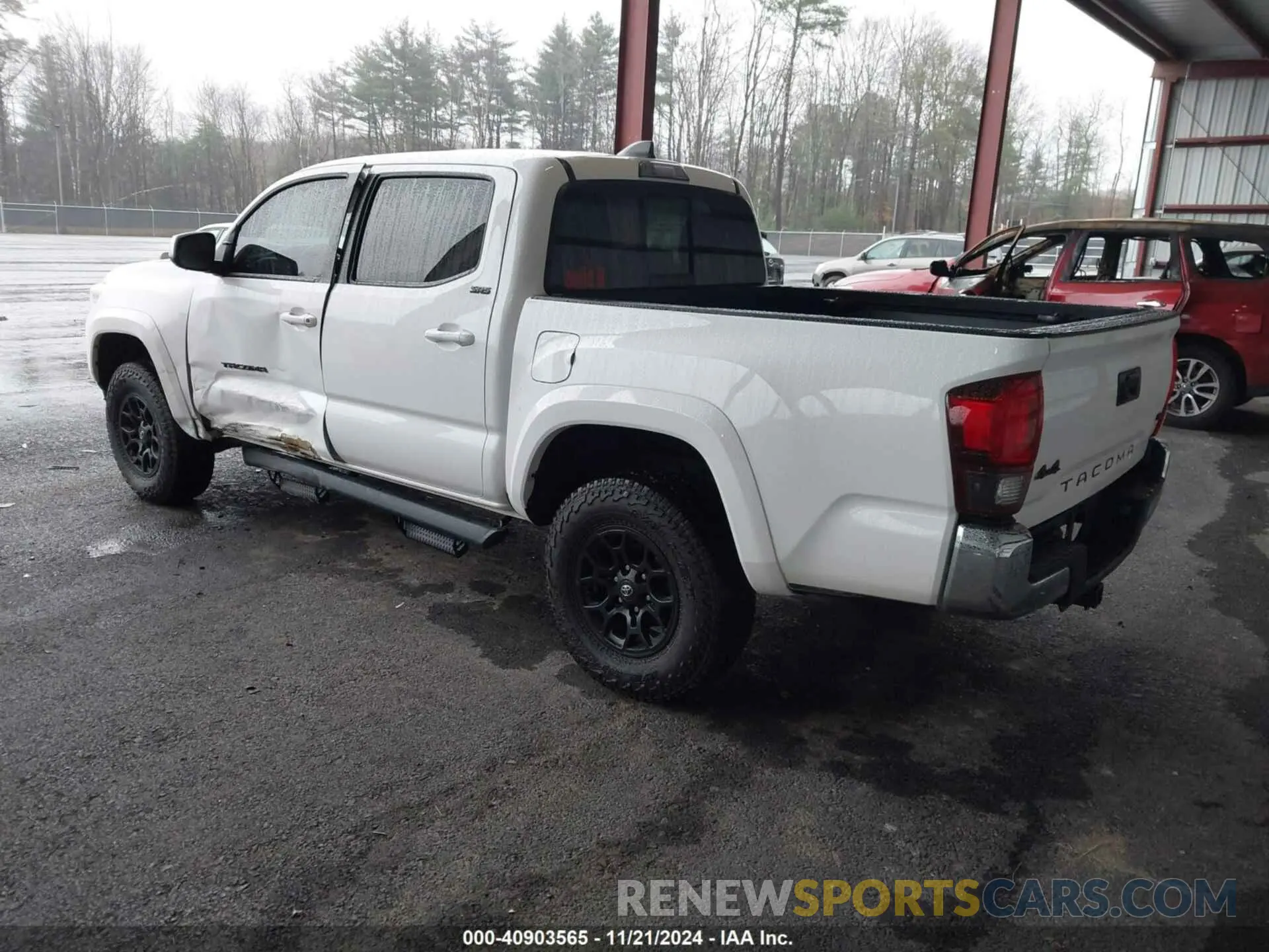 3 Photograph of a damaged car 5TFCZ5ANXMX253091 TOYOTA TACOMA 2021