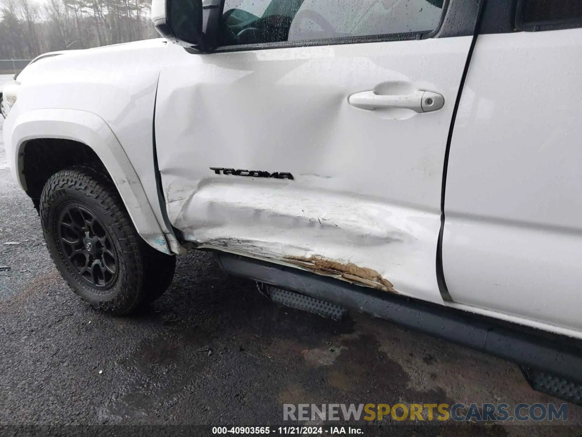 6 Photograph of a damaged car 5TFCZ5ANXMX253091 TOYOTA TACOMA 2021