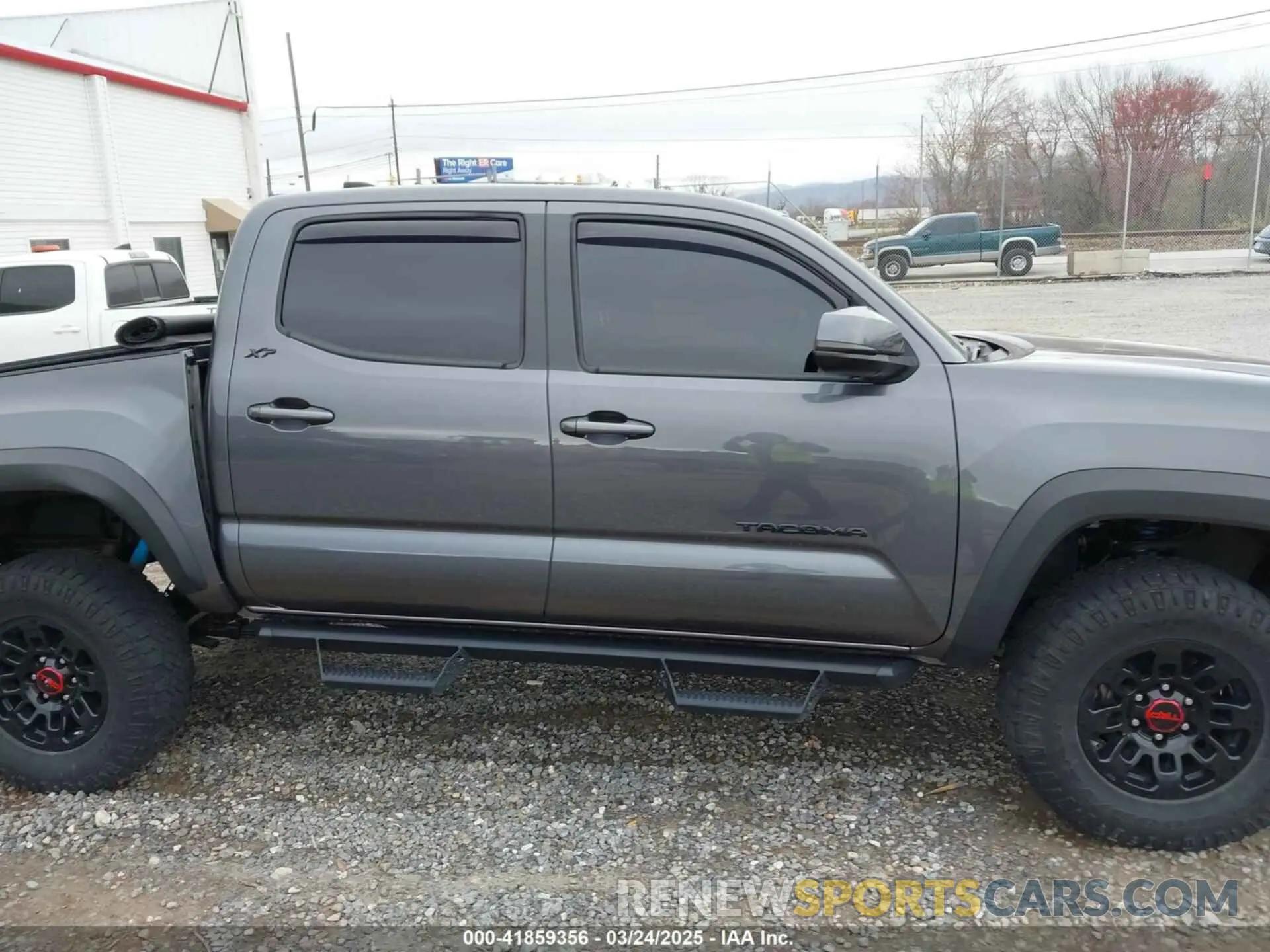 13 Photograph of a damaged car 5TFCZ5ANXMX255892 TOYOTA TACOMA 2021
