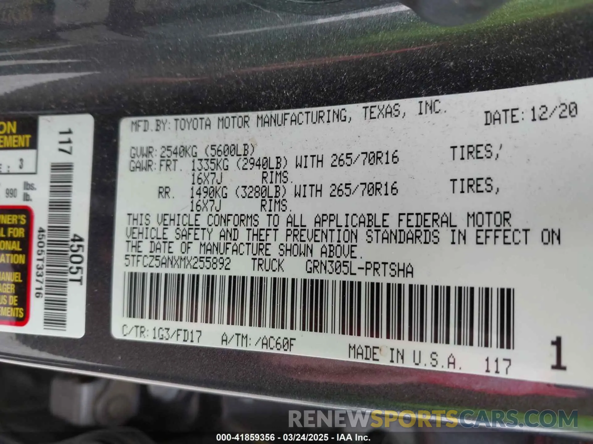 9 Photograph of a damaged car 5TFCZ5ANXMX255892 TOYOTA TACOMA 2021
