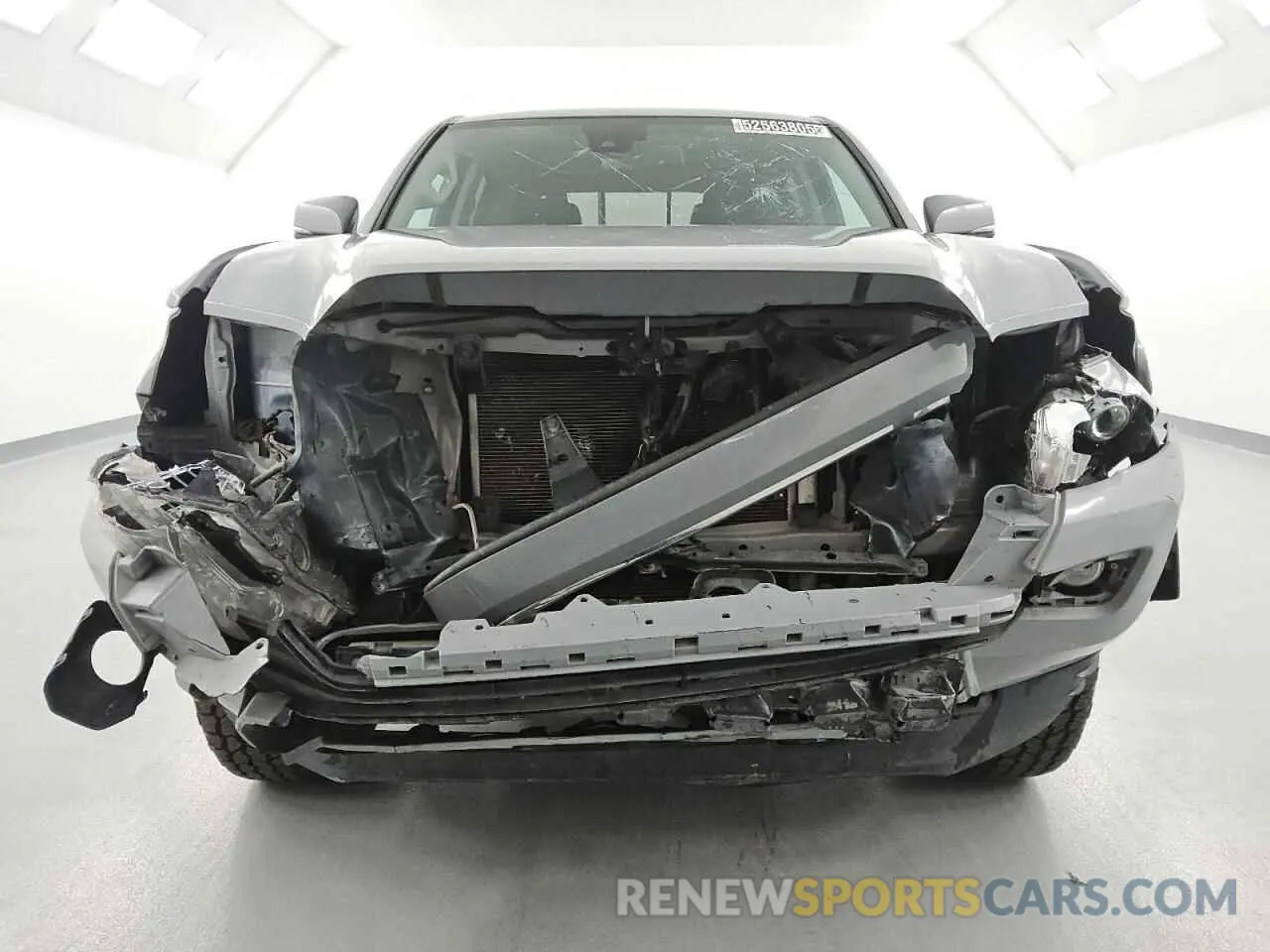 5 Photograph of a damaged car 5TFCZ5ANXMX275818 TOYOTA TACOMA 2021