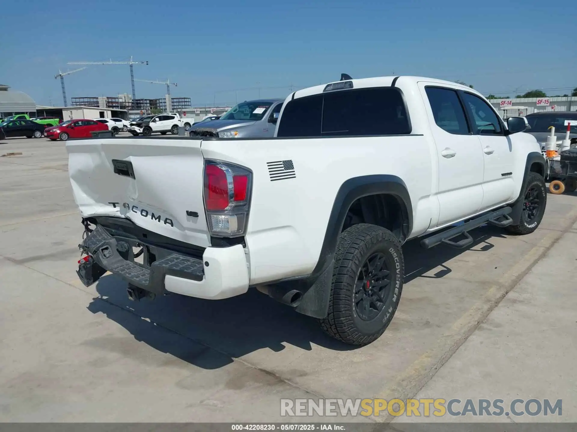 4 Photograph of a damaged car 5TFDZ5BN3MX061420 TOYOTA TACOMA 2021