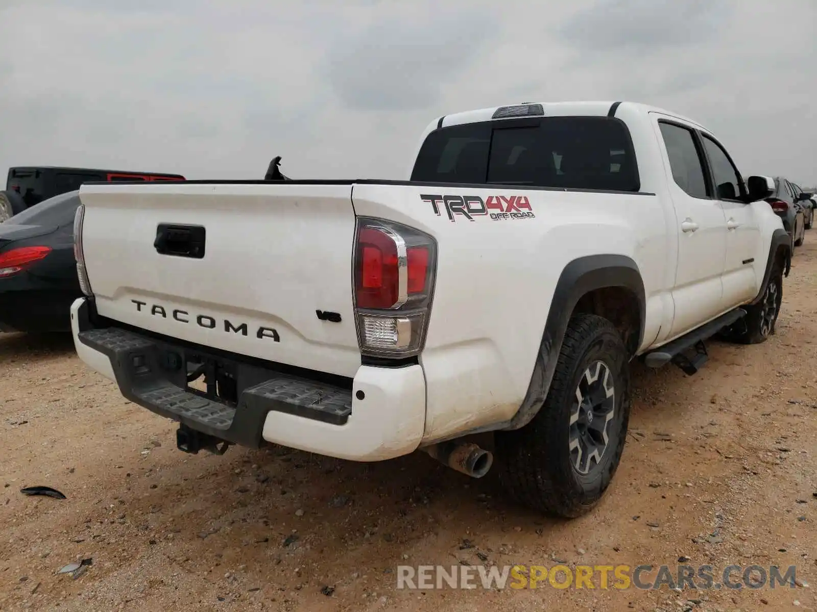 4 Photograph of a damaged car 5TFDZ5BN4MX058364 TOYOTA TACOMA 2021