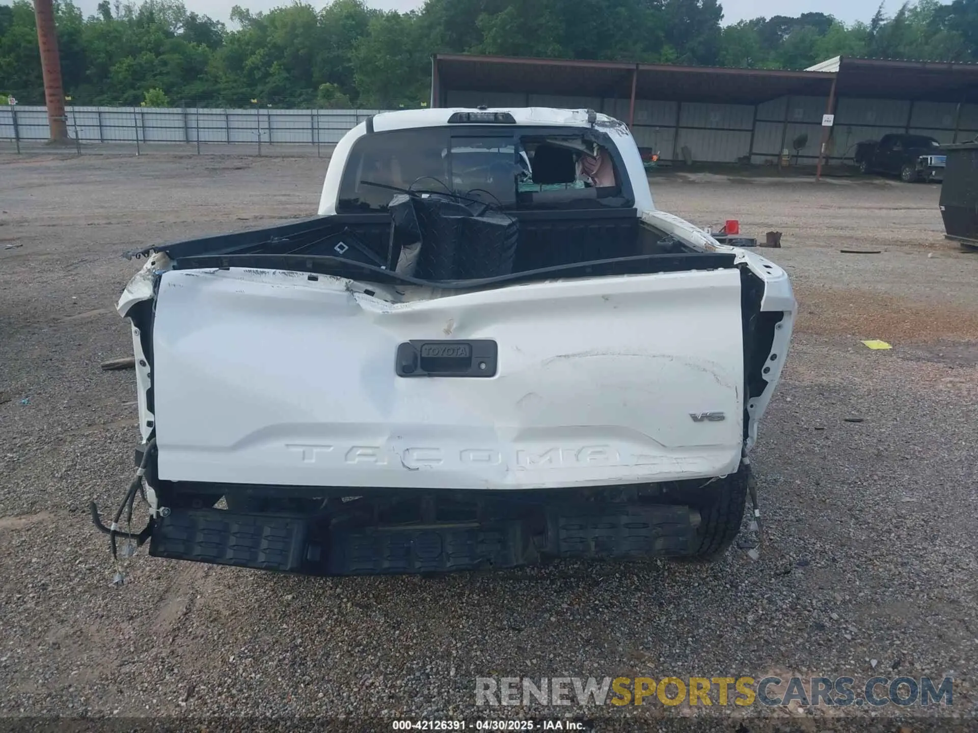 16 Photograph of a damaged car 5TFDZ5BN8MX067522 TOYOTA TACOMA 2021