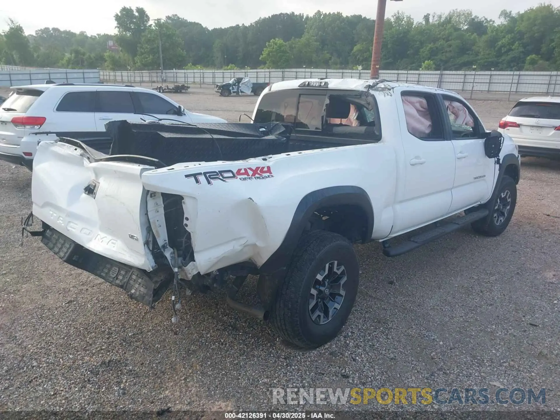 4 Photograph of a damaged car 5TFDZ5BN8MX067522 TOYOTA TACOMA 2021