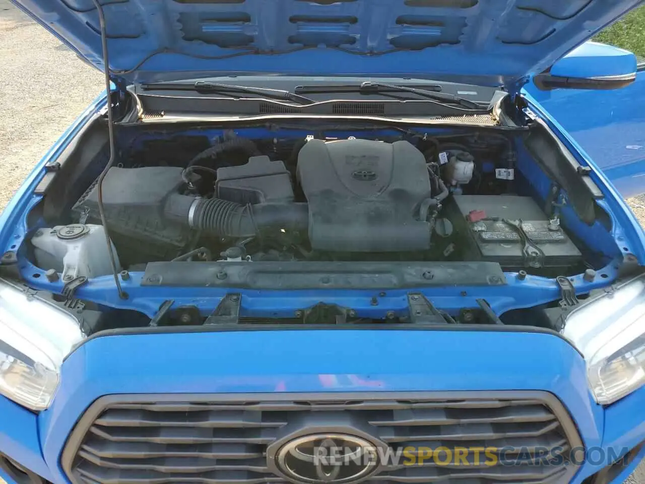 11 Photograph of a damaged car 5TFDZ5BNXMX058031 TOYOTA TACOMA 2021