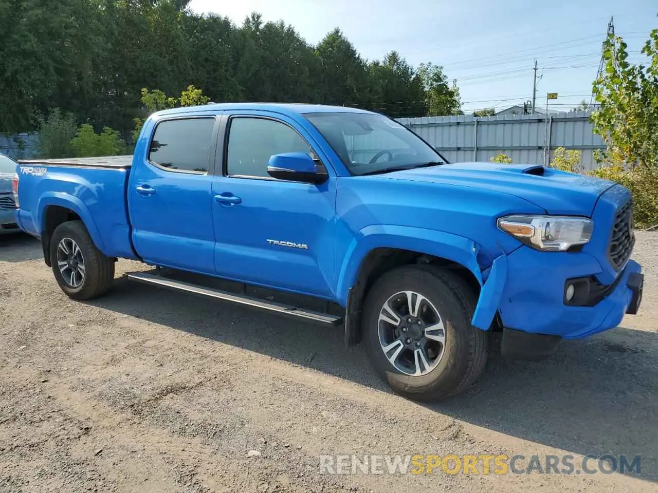 4 Photograph of a damaged car 5TFDZ5BNXMX058031 TOYOTA TACOMA 2021