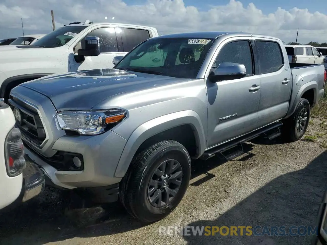 1 Photograph of a damaged car 3TMAZ5CN1NM165218 TOYOTA TACOMA 2022