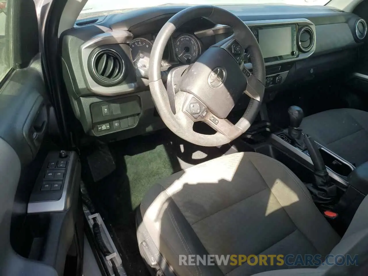 8 Photograph of a damaged car 3TMAZ5CN1NM165218 TOYOTA TACOMA 2022