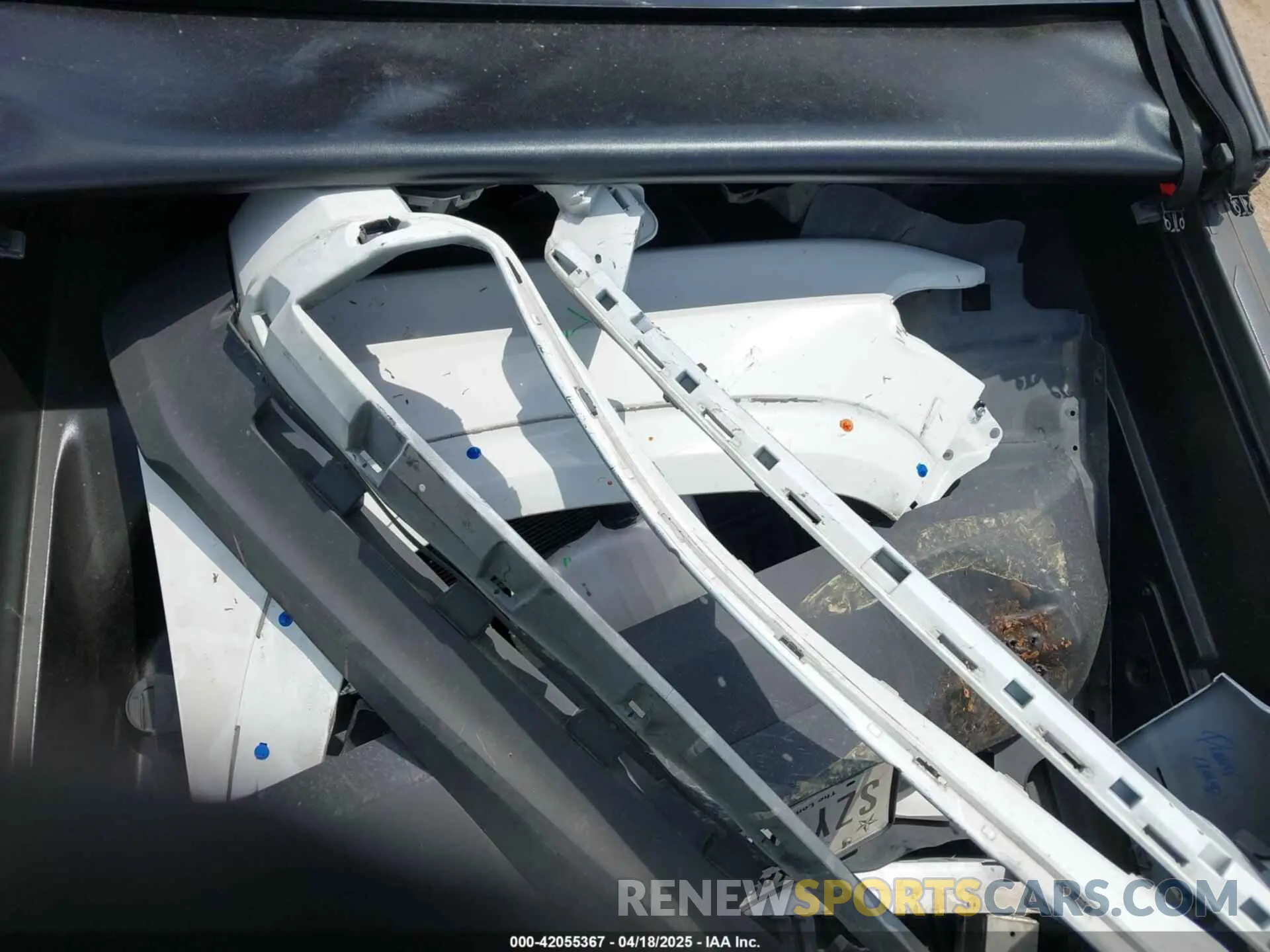 18 Photograph of a damaged car 3TMAZ5CN1NM194878 TOYOTA TACOMA 2022